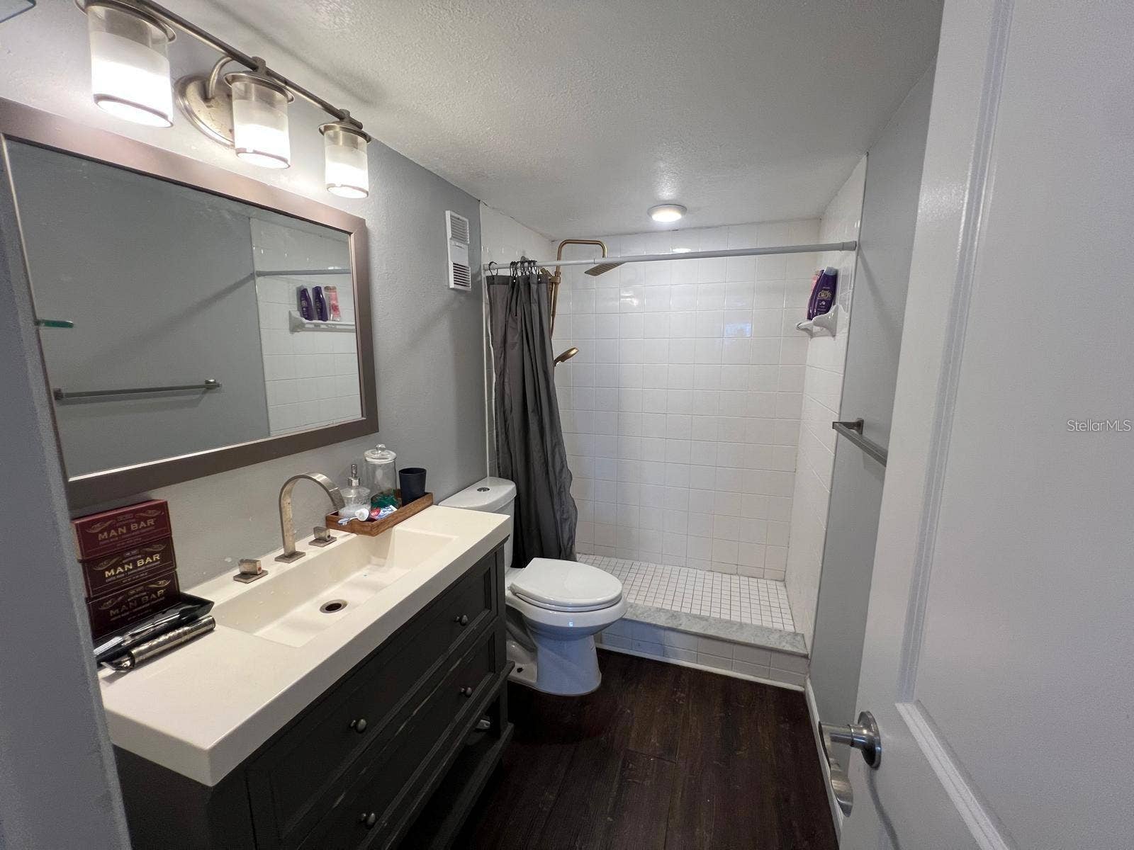 4575 S TEXAS AVENUE, #207, Orlando, FL 32839 4575 S TEXAS AVENUE, #207, Orlando, FL 32839