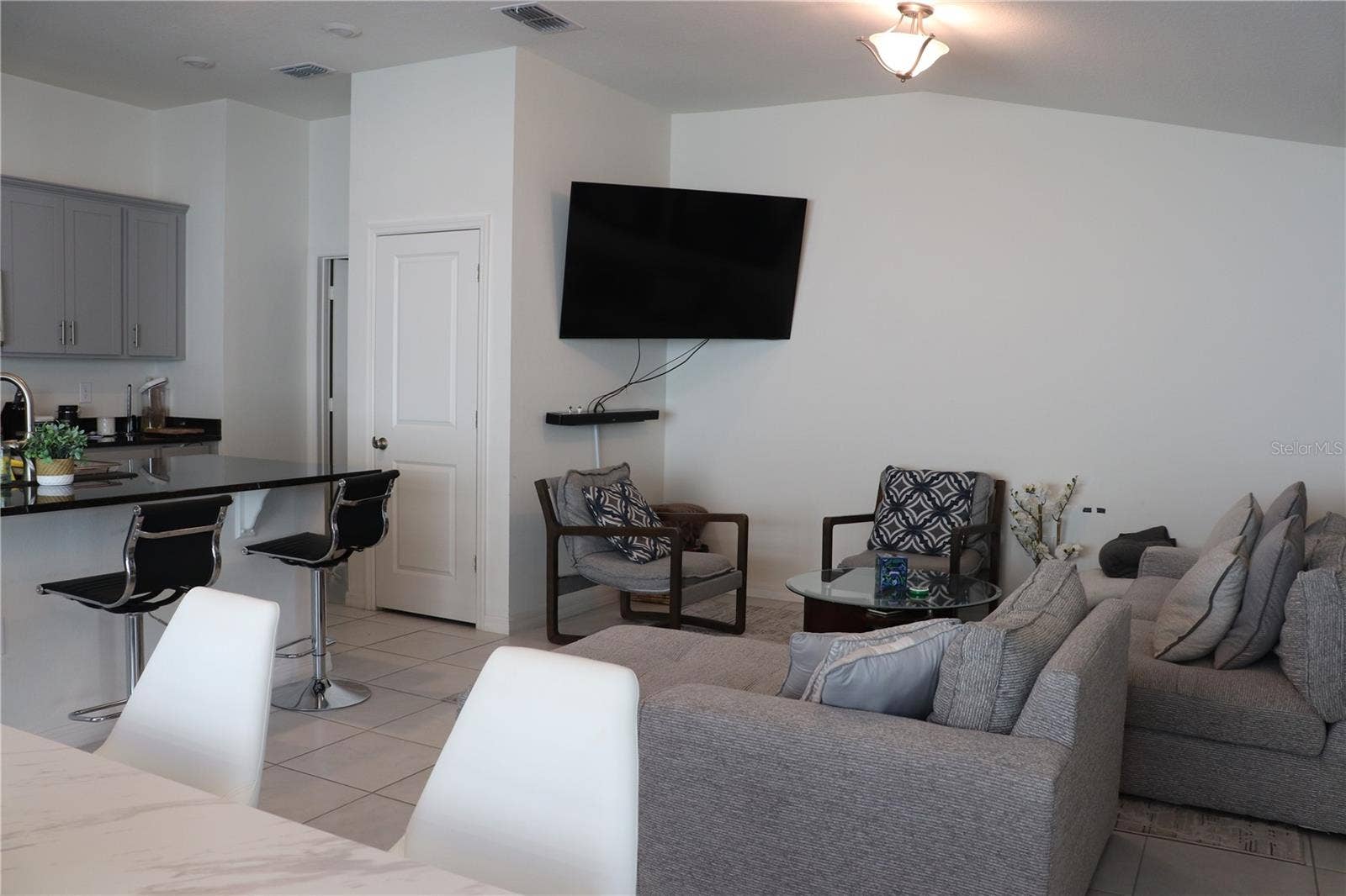 1188 PAPAYA CIRCLE, Davenport, FL 33897 1188 PAPAYA CIRCLE, Davenport, FL 33897