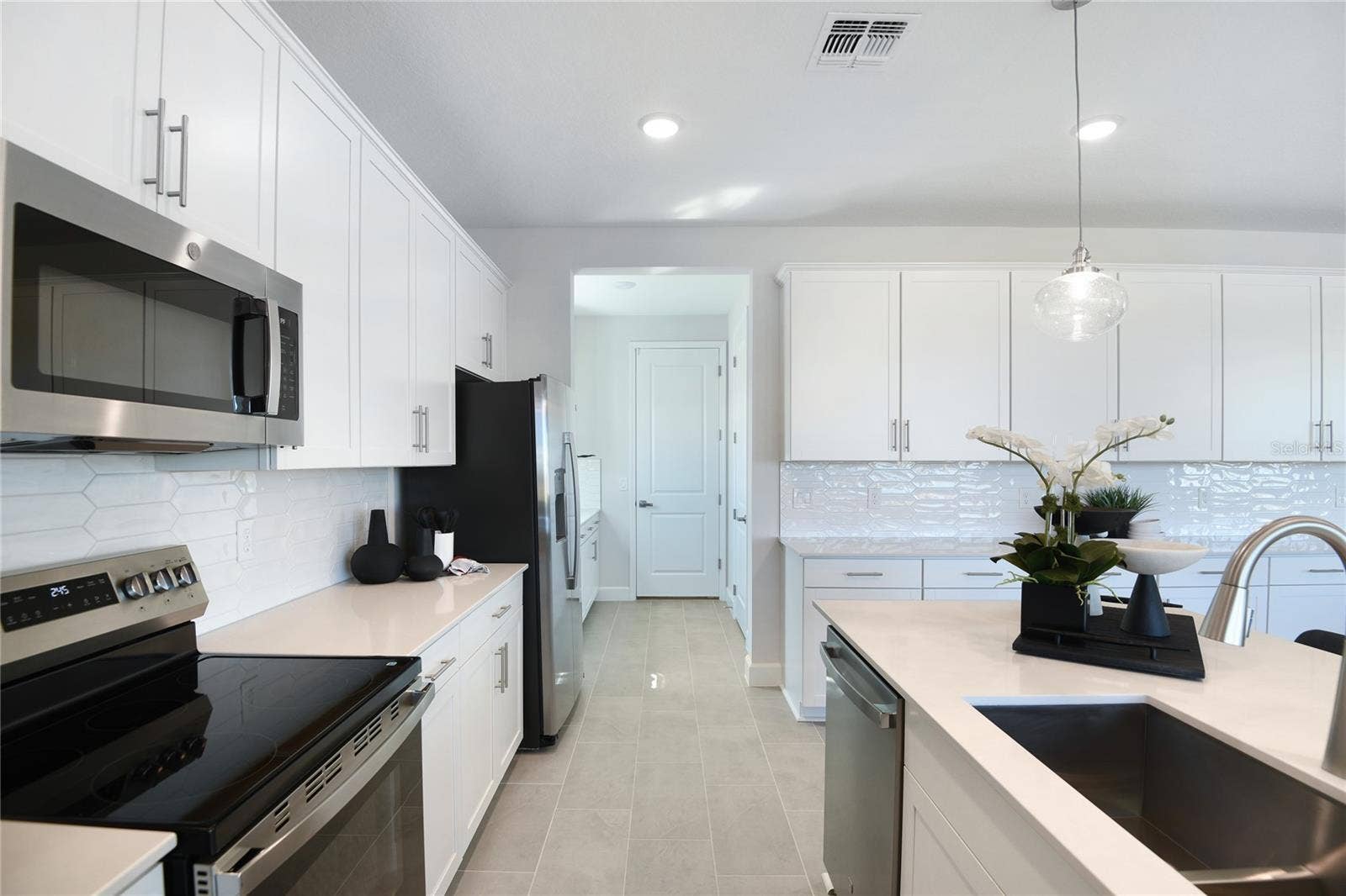 1760 CARNELIAN STREET, Deland, FL 32720 1760 CARNELIAN STREET, Deland, FL 32720