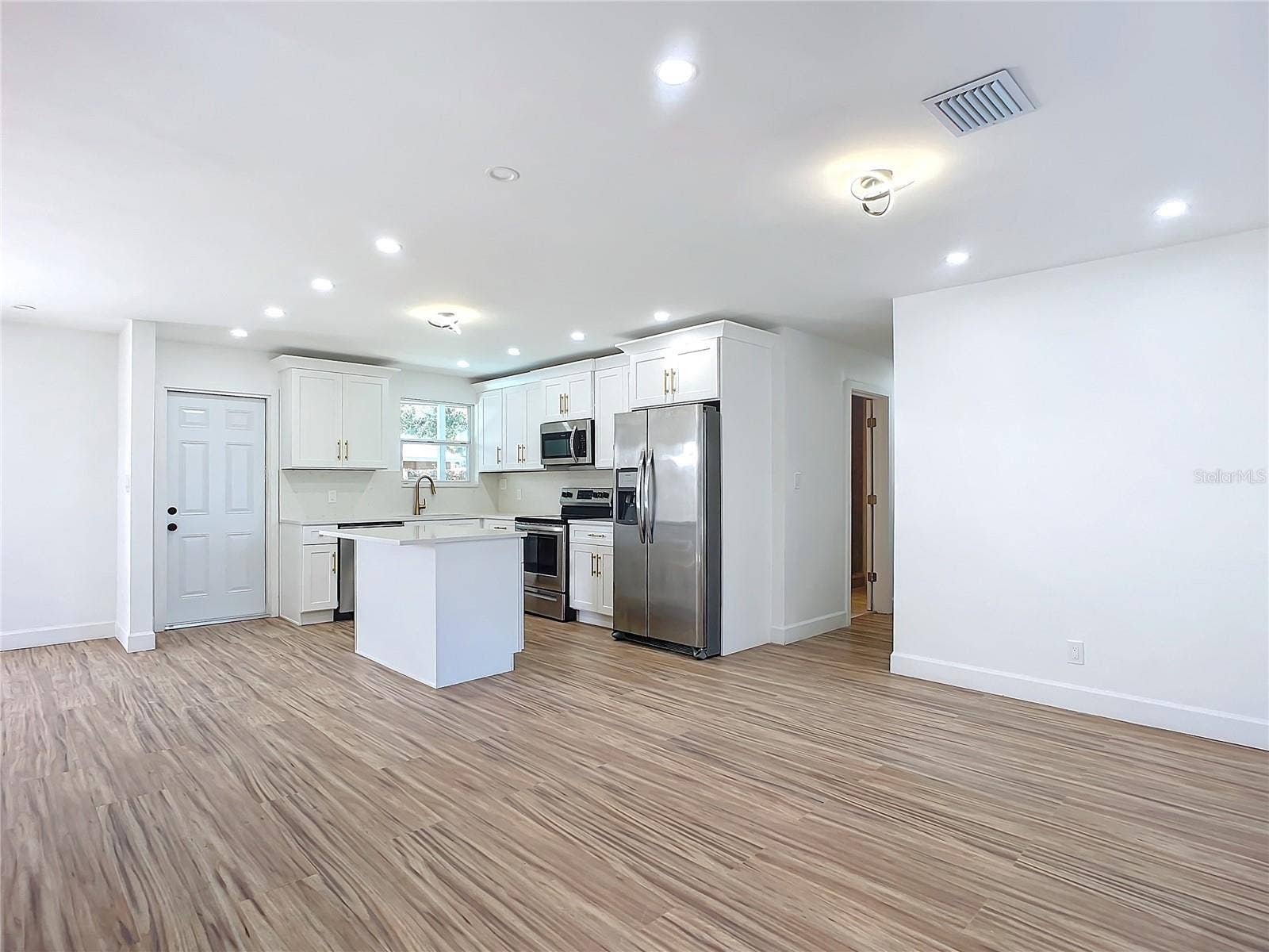 1428 MARGINA AVENUE, Daytona Beach, FL 32114 1428 MARGINA AVENUE, Daytona Beach, FL 32114
