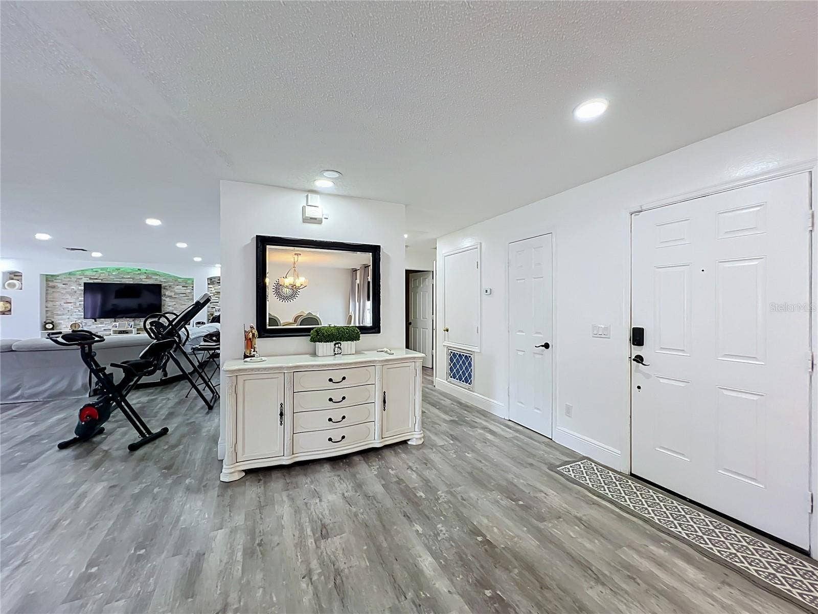 3275 AMBERLEY PARK CIRCLE, Kissimmee, FL 34743