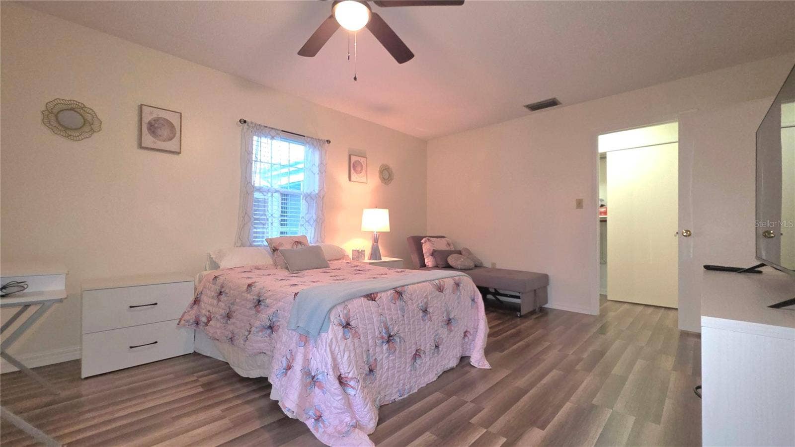 689 NW LAKE HOWARD DRIVE, #3B, Winter Haven, FL 33880