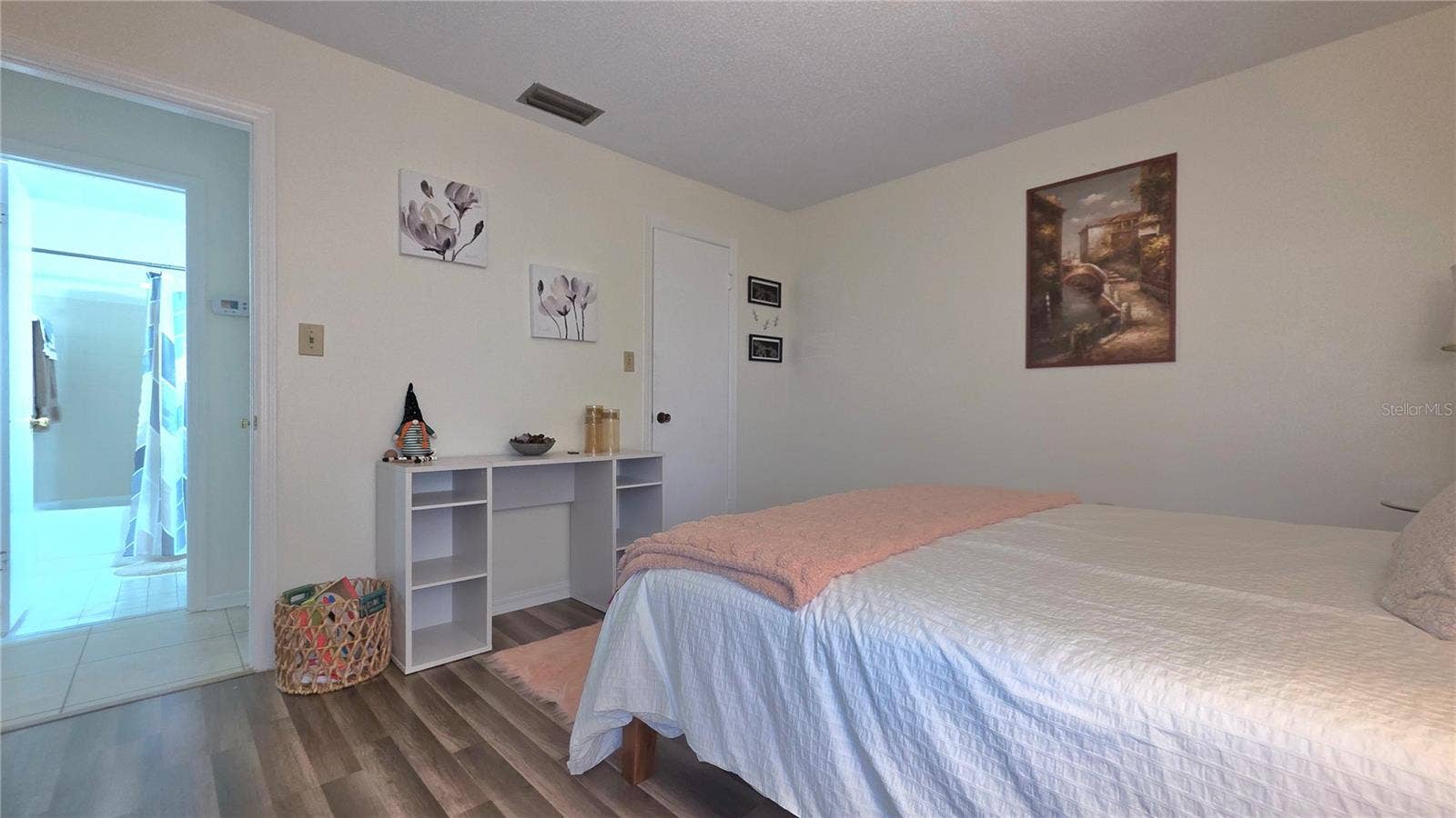 689 NW LAKE HOWARD DRIVE, #3B, Winter Haven, FL 33880