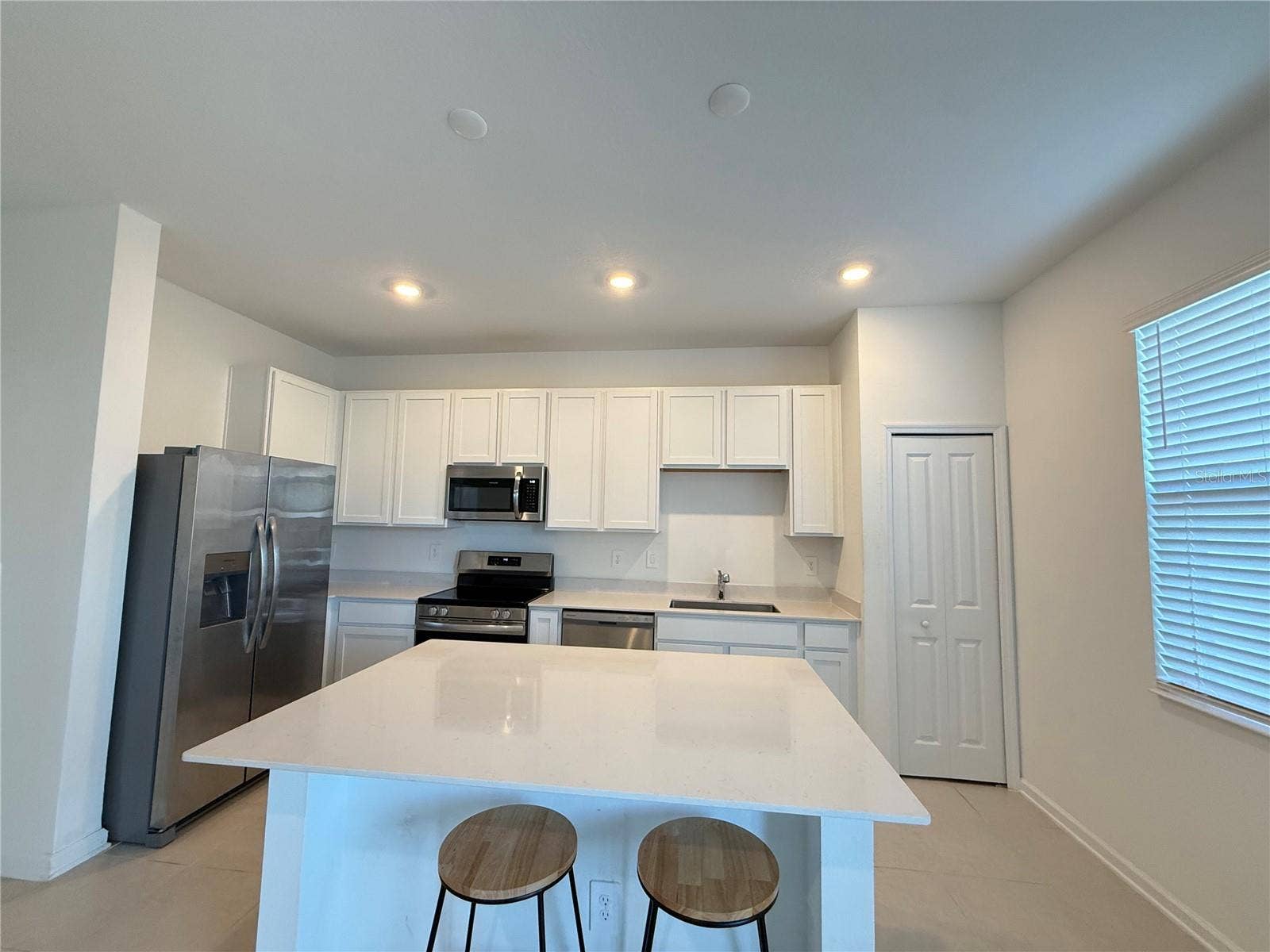 2611 SKYLINE LOOP, Poinciana, FL 34758 2611 SKYLINE LOOP, Poinciana, FL 34758