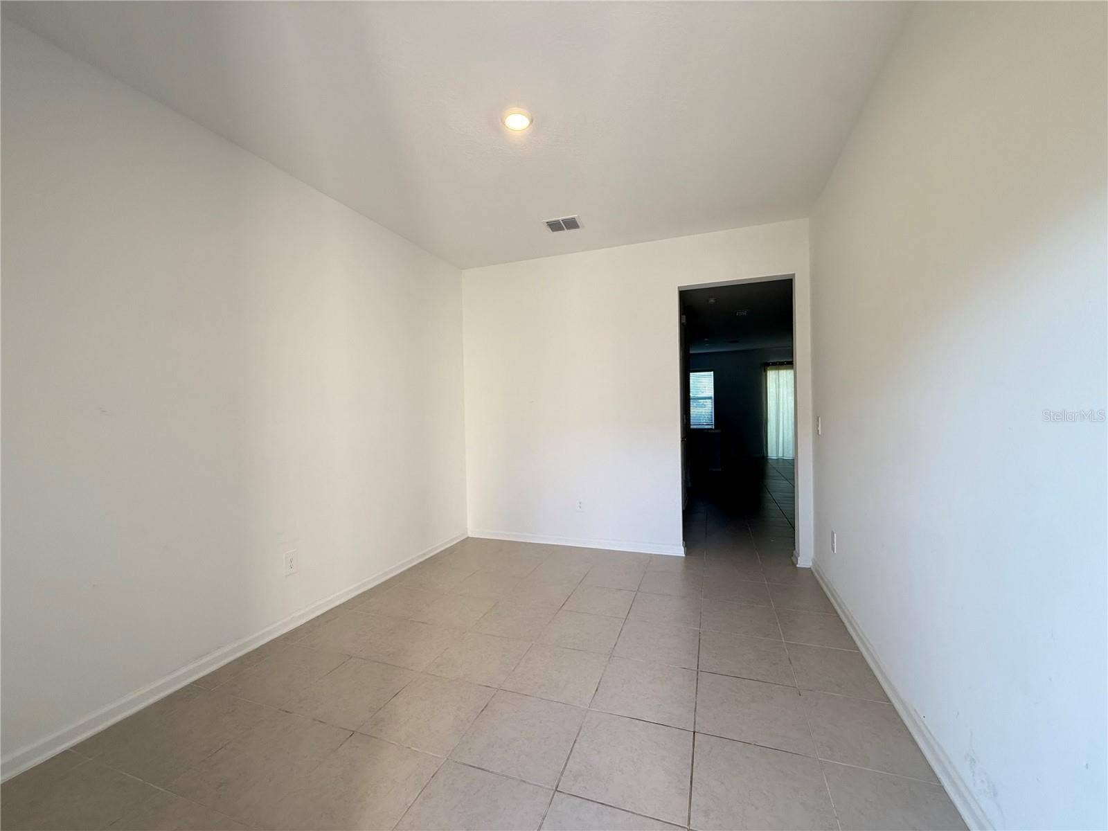 2611 SKYLINE LOOP, Poinciana, FL 34758 2611 SKYLINE LOOP, Poinciana, FL 34758