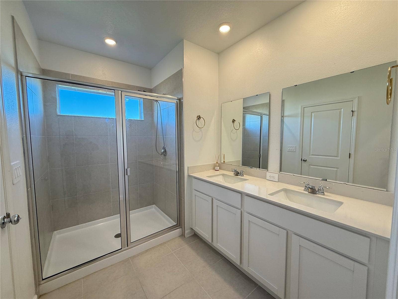 2611 SKYLINE LOOP, Poinciana, FL 34758 2611 SKYLINE LOOP, Poinciana, FL 34758