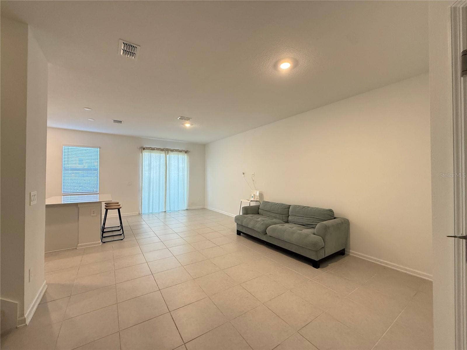 2611 SKYLINE LOOP, Poinciana, FL 34758 2611 SKYLINE LOOP, Poinciana, FL 34758