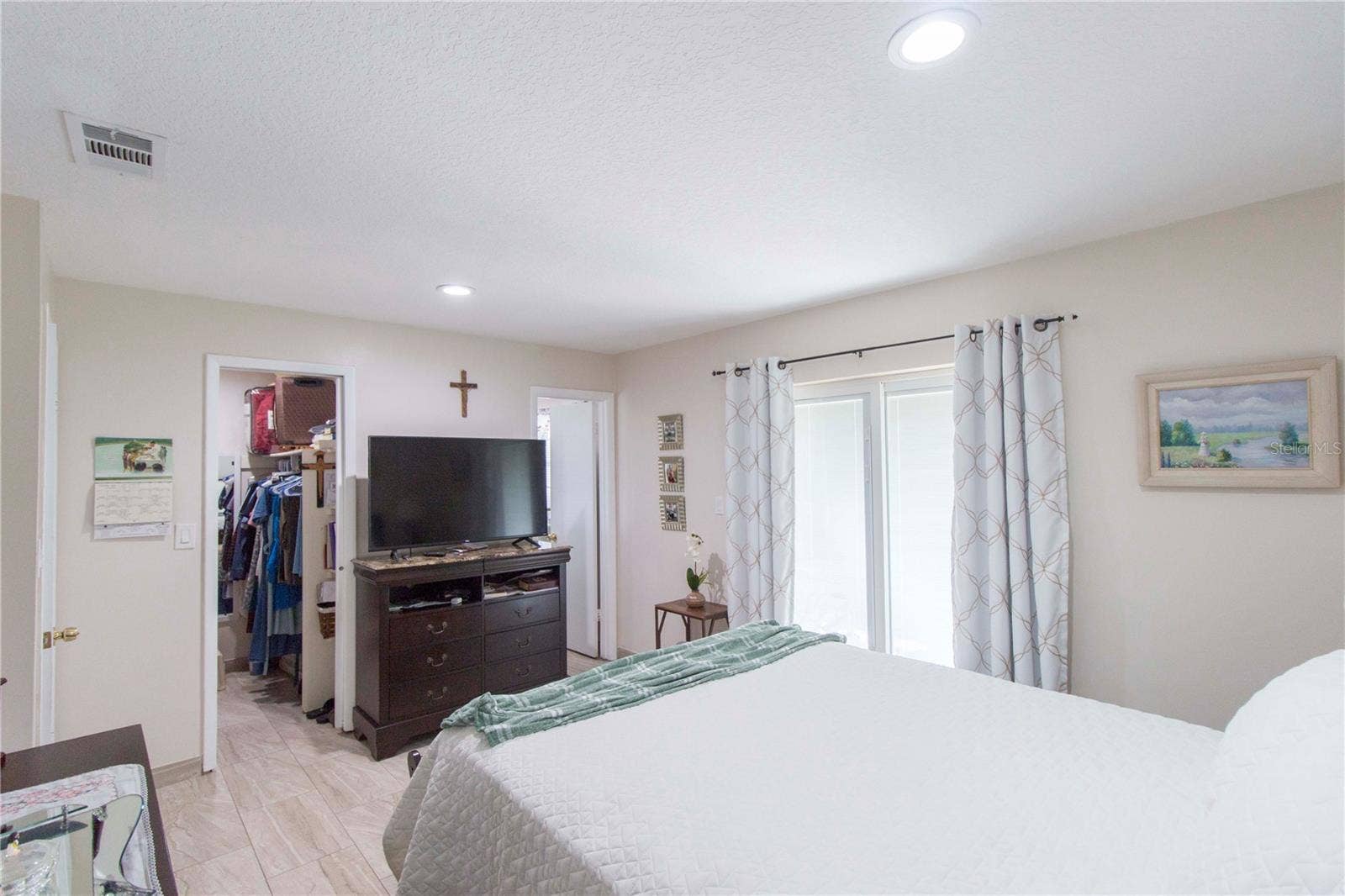 214 DAHLIA DRIVE, Kissimmee, FL 34743