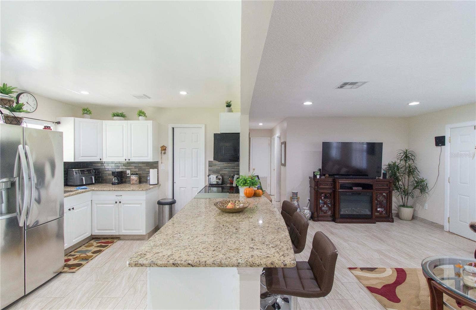 214 DAHLIA DRIVE, Kissimmee, FL 34743