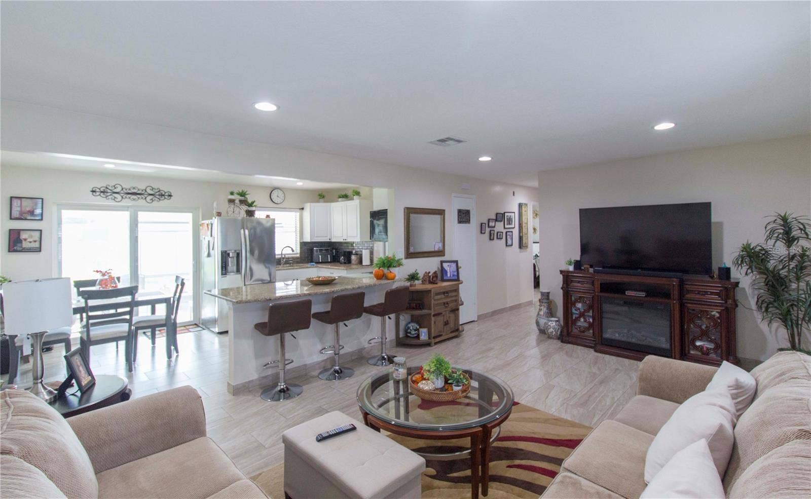 214 DAHLIA DRIVE, Kissimmee, FL 34743