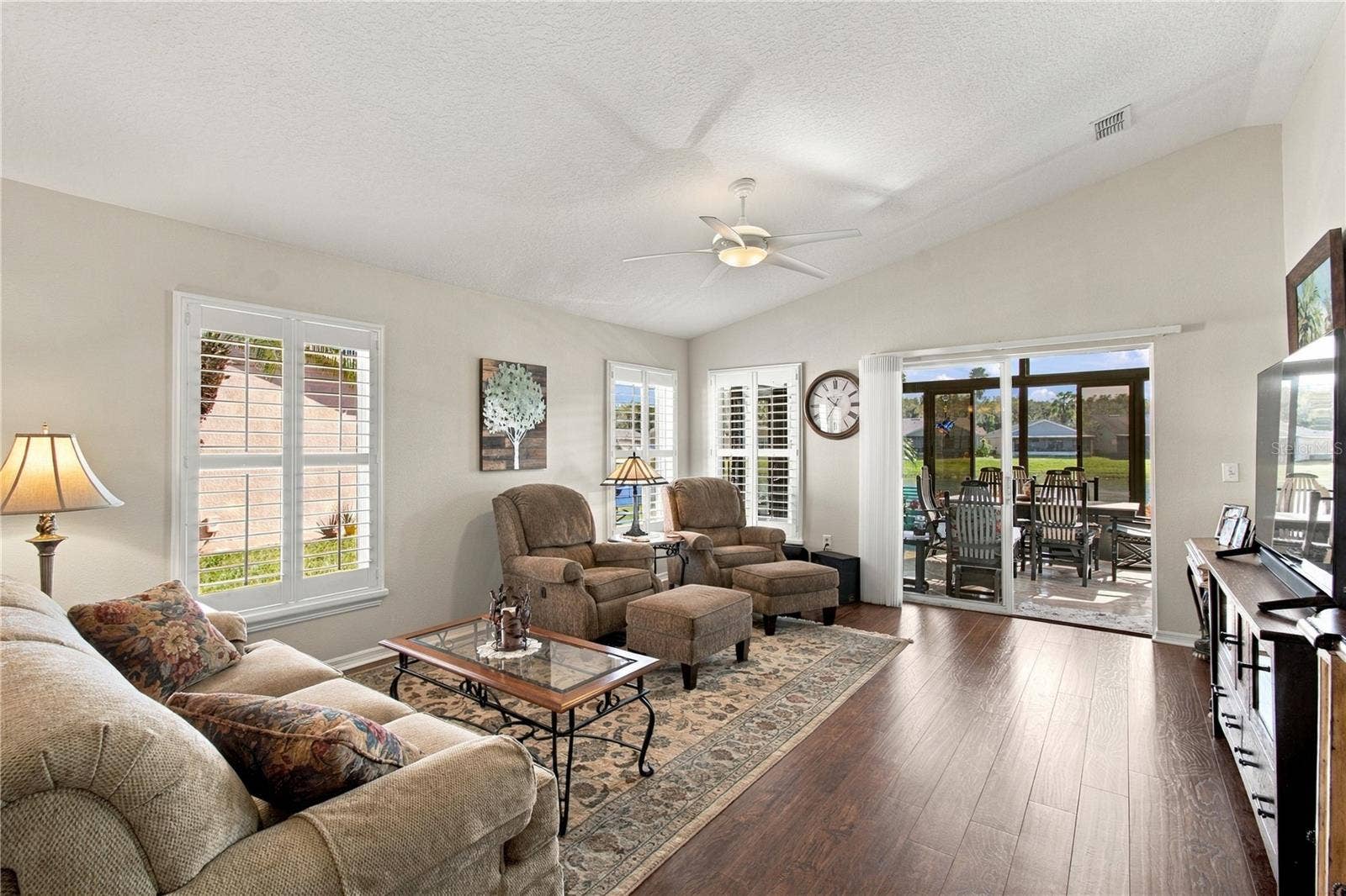 137 RIALTO RD, Poinciana, FL 34759 LUXURY VINYL FLOORING THOUGHOUT