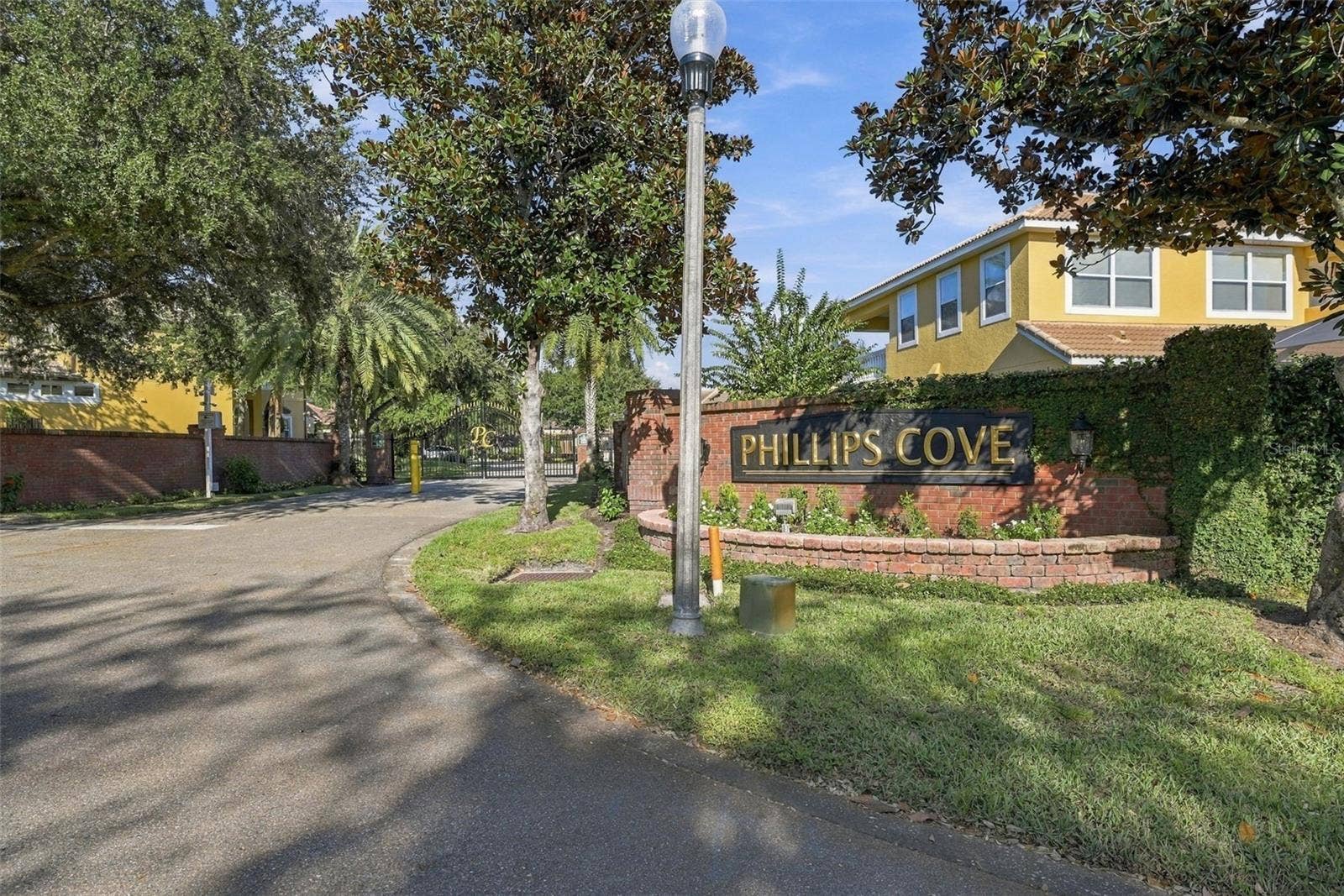 7002 PHILLIPS COVE COURT, Orlando, FL 32819 7002 PHILLIPS COVE COURT, Orlando, FL 32819