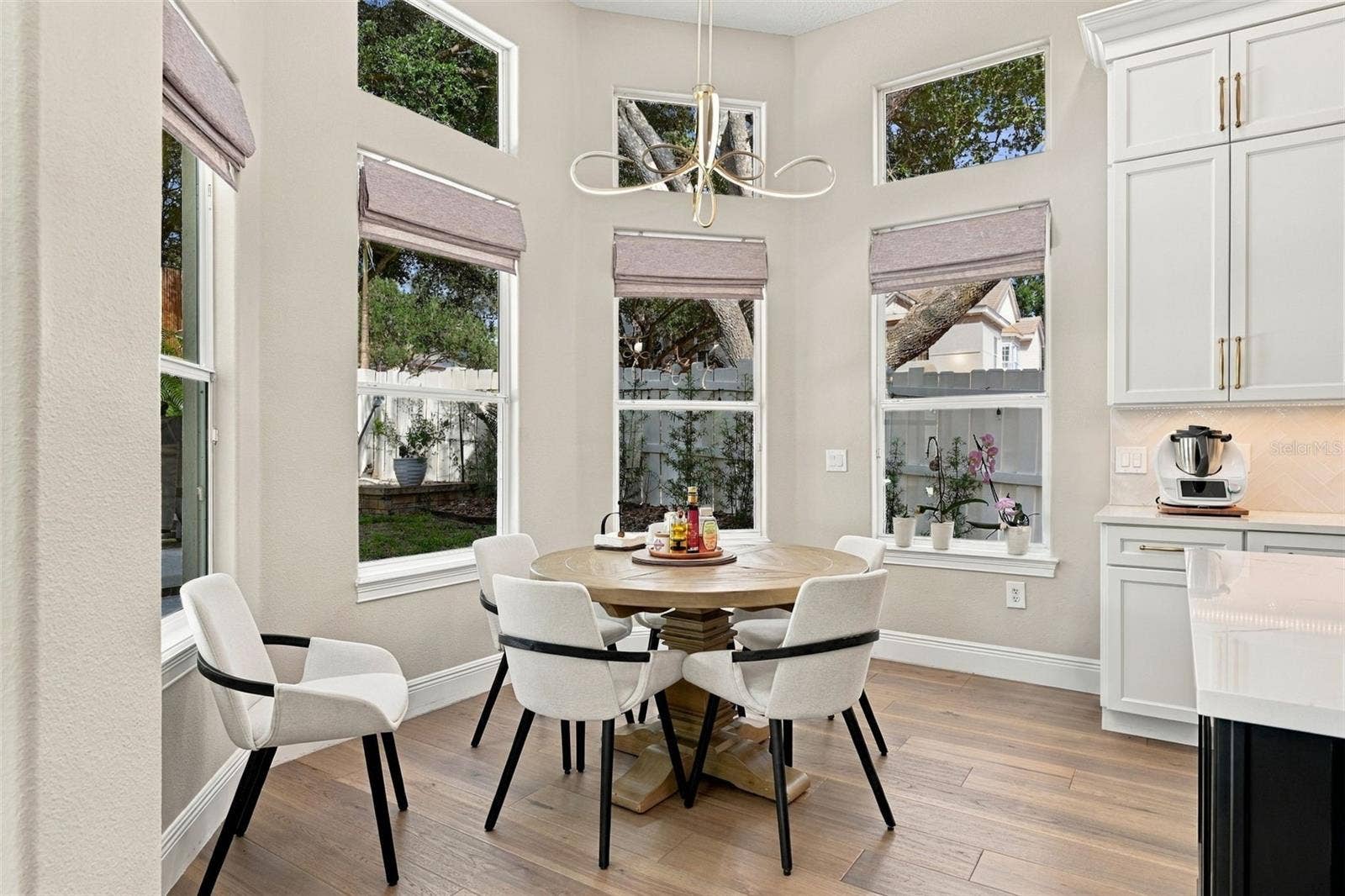 7002 PHILLIPS COVE COURT, Orlando, FL 32819 7002 PHILLIPS COVE COURT, Orlando, FL 32819