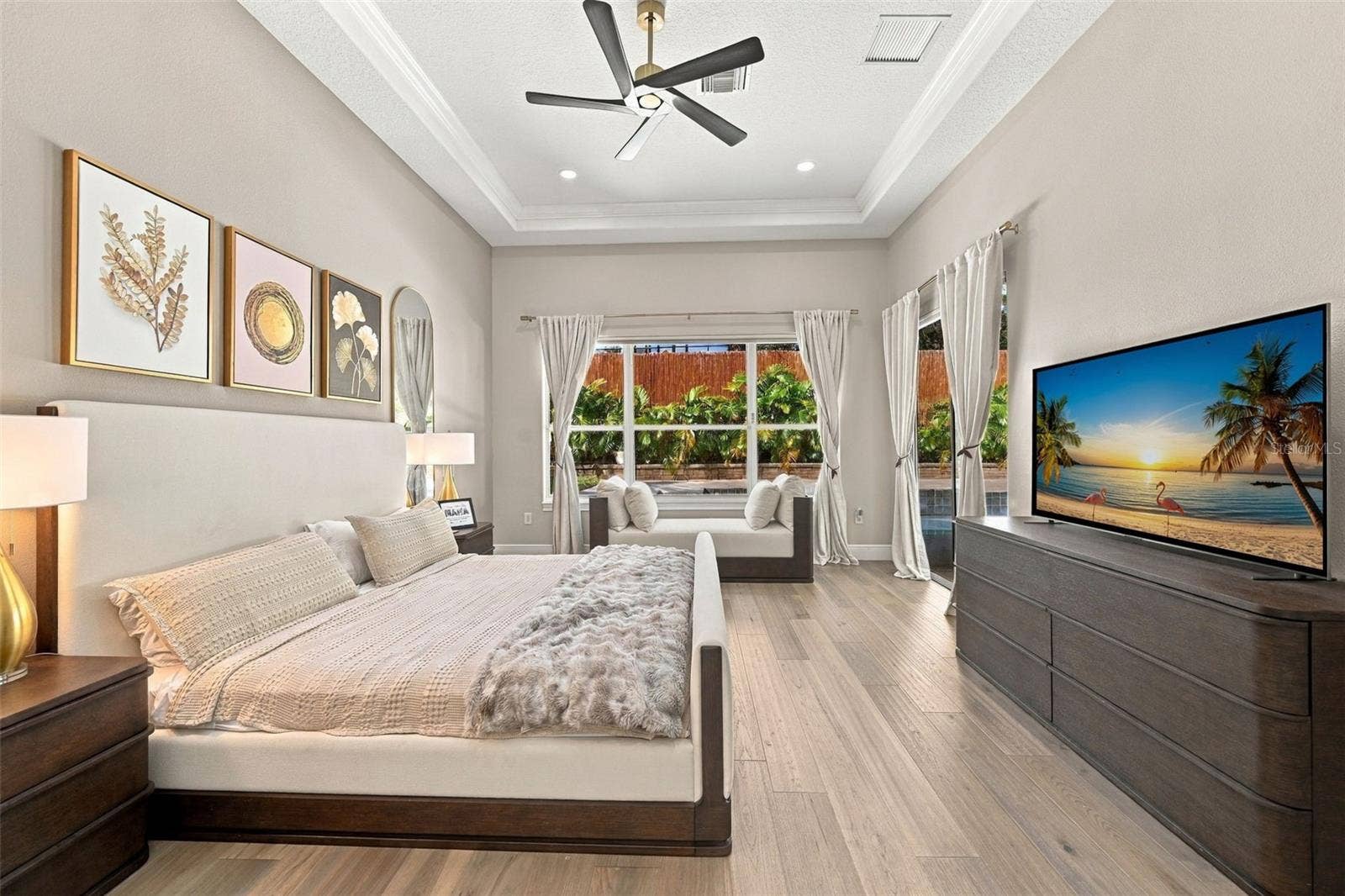 7002 PHILLIPS COVE COURT, Orlando, FL 32819 7002 PHILLIPS COVE COURT, Orlando, FL 32819