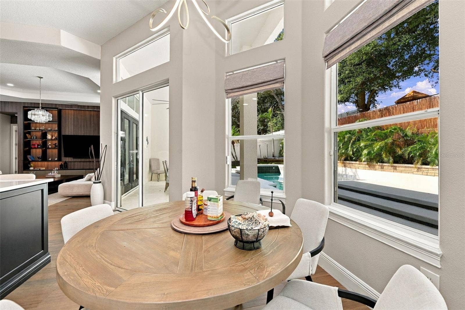 7002 PHILLIPS COVE COURT, Orlando, FL 32819 7002 PHILLIPS COVE COURT, Orlando, FL 32819