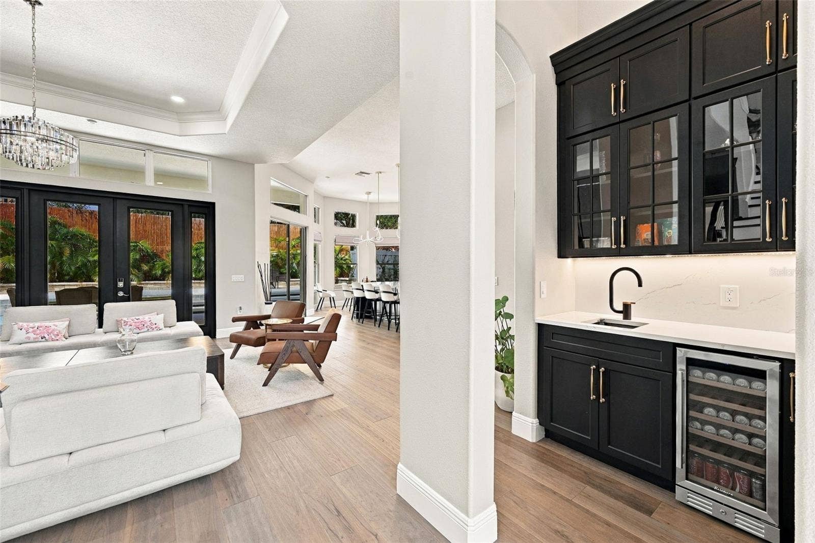 7002 PHILLIPS COVE COURT, Orlando, FL 32819 7002 PHILLIPS COVE COURT, Orlando, FL 32819