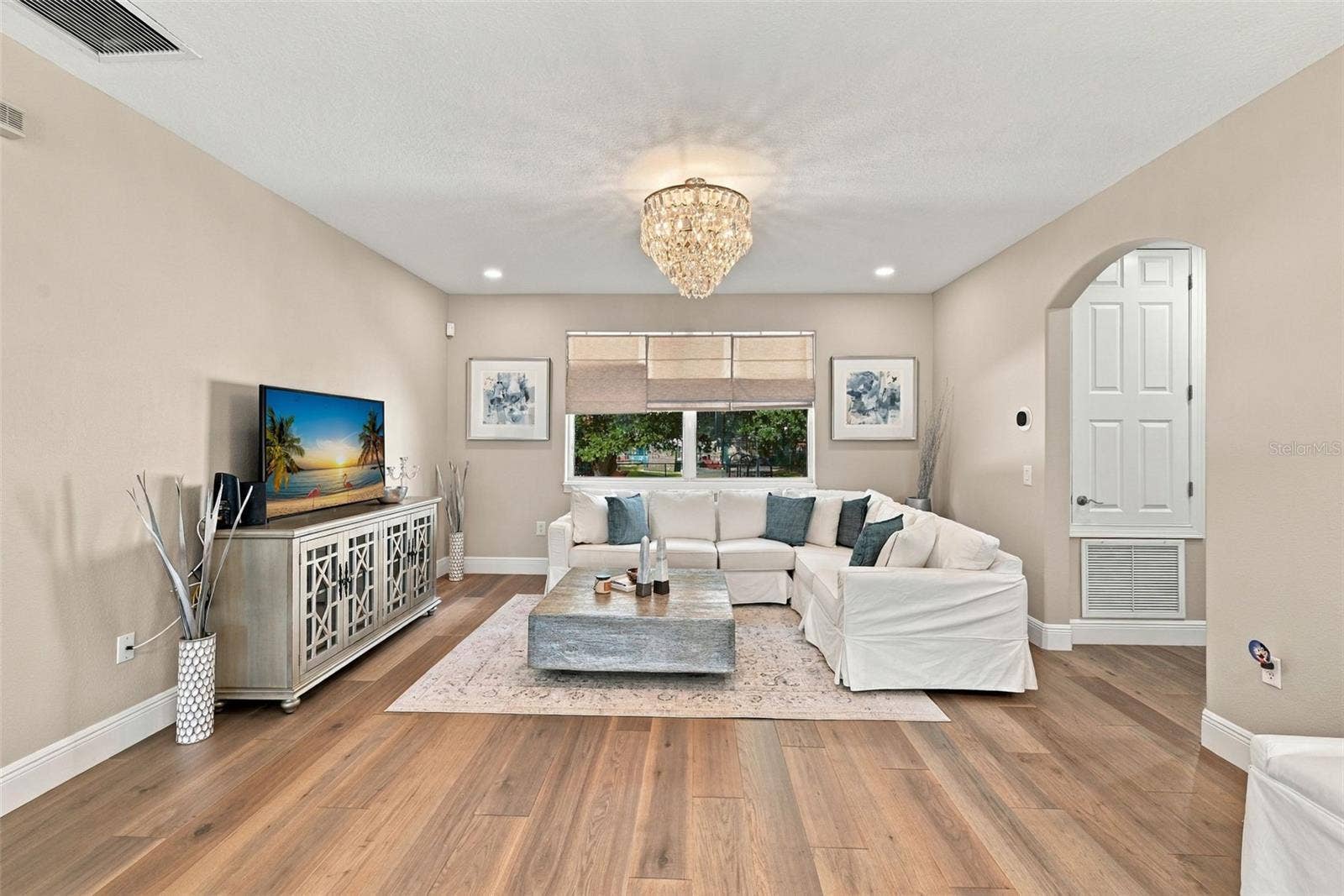 7002 PHILLIPS COVE COURT, Orlando, FL 32819 7002 PHILLIPS COVE COURT, Orlando, FL 32819