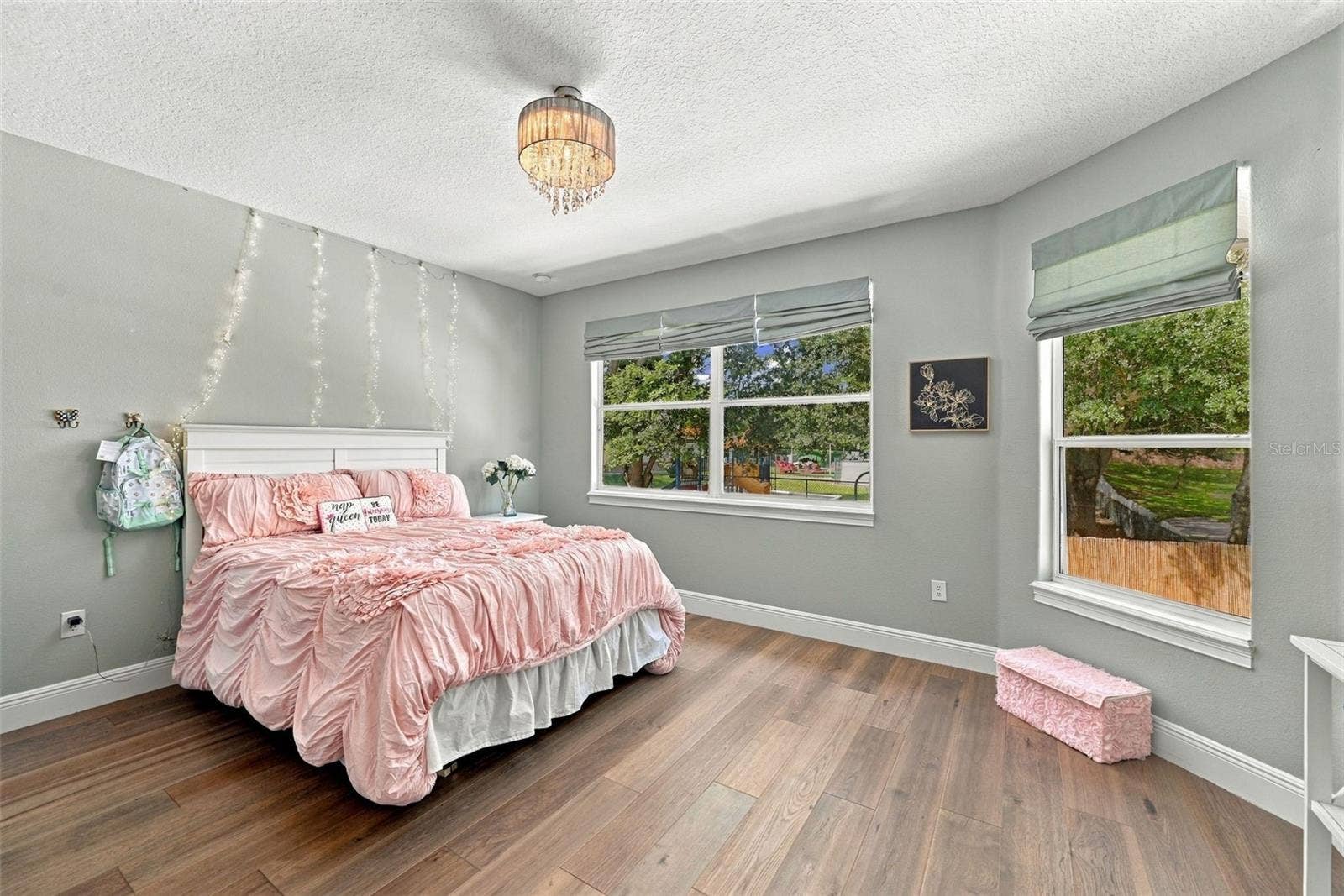 7002 PHILLIPS COVE COURT, Orlando, FL 32819 7002 PHILLIPS COVE COURT, Orlando, FL 32819
