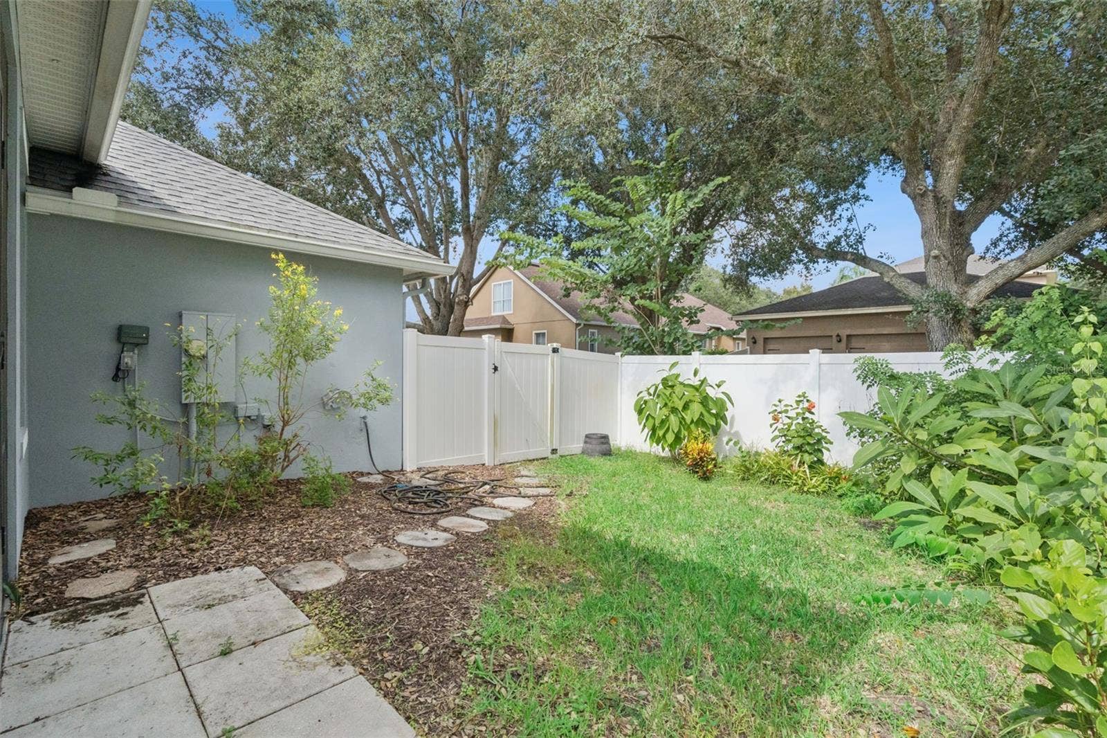 9685 SWEETLEAF STREET, Orlando, FL 32827 9685 SWEETLEAF STREET, Orlando, FL 32827