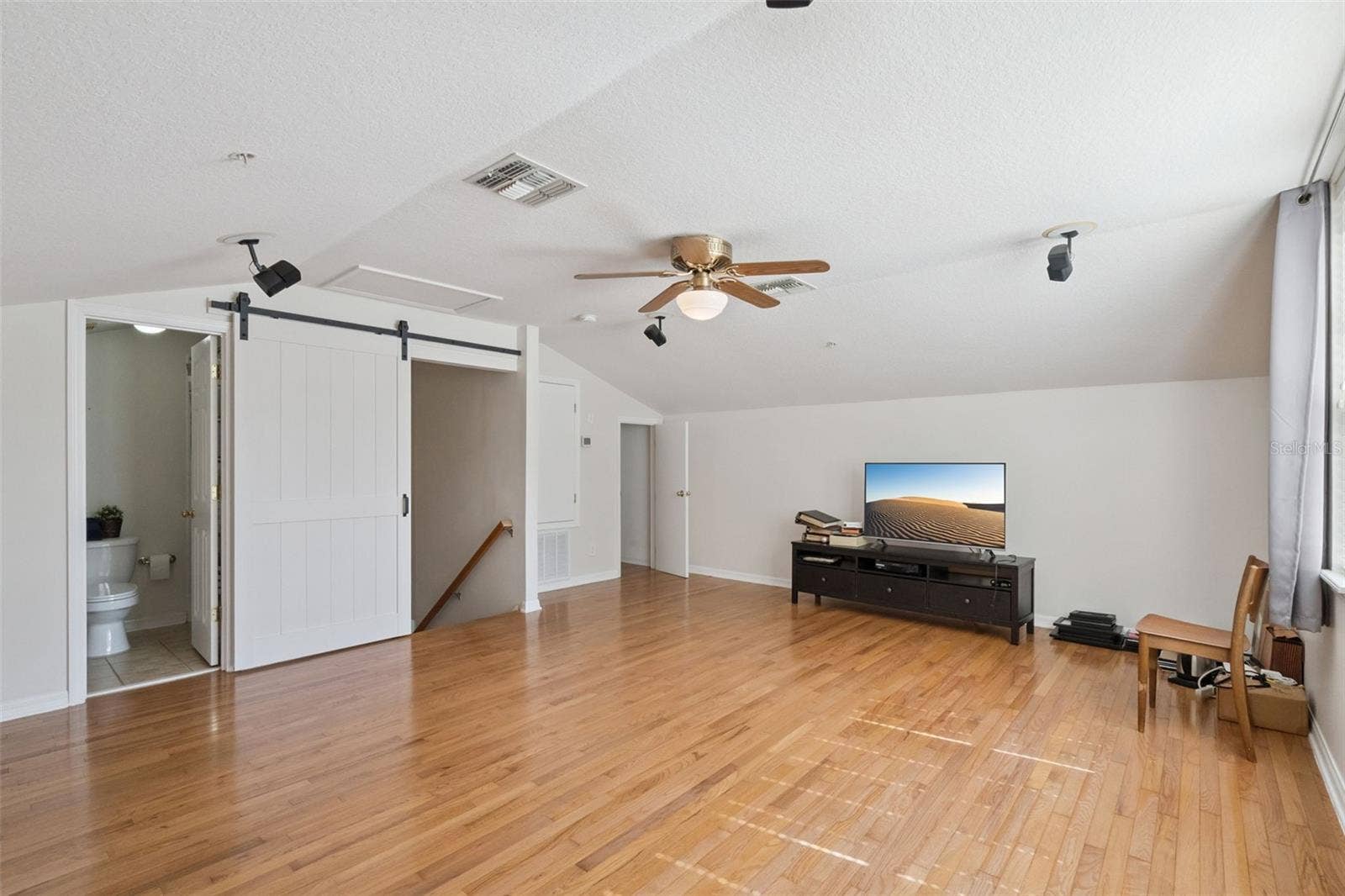 9685 SWEETLEAF STREET, Orlando, FL 32827 9685 SWEETLEAF STREET, Orlando, FL 32827
