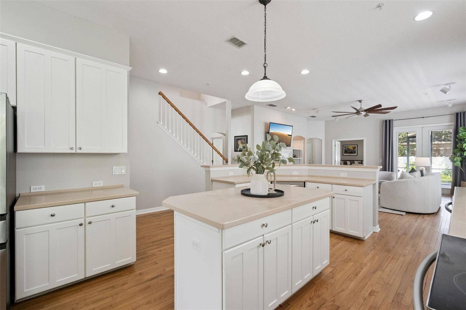 9685 SWEETLEAF STREET, Orlando, FL 32827 9685 SWEETLEAF STREET, Orlando, FL 32827