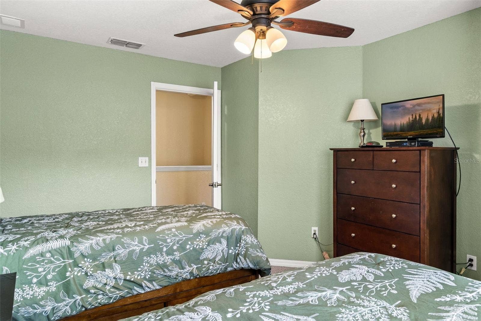 4600 YELLOWGOLD ROAD W, #105, Kissimmee, FL 34746 Bed #2.
