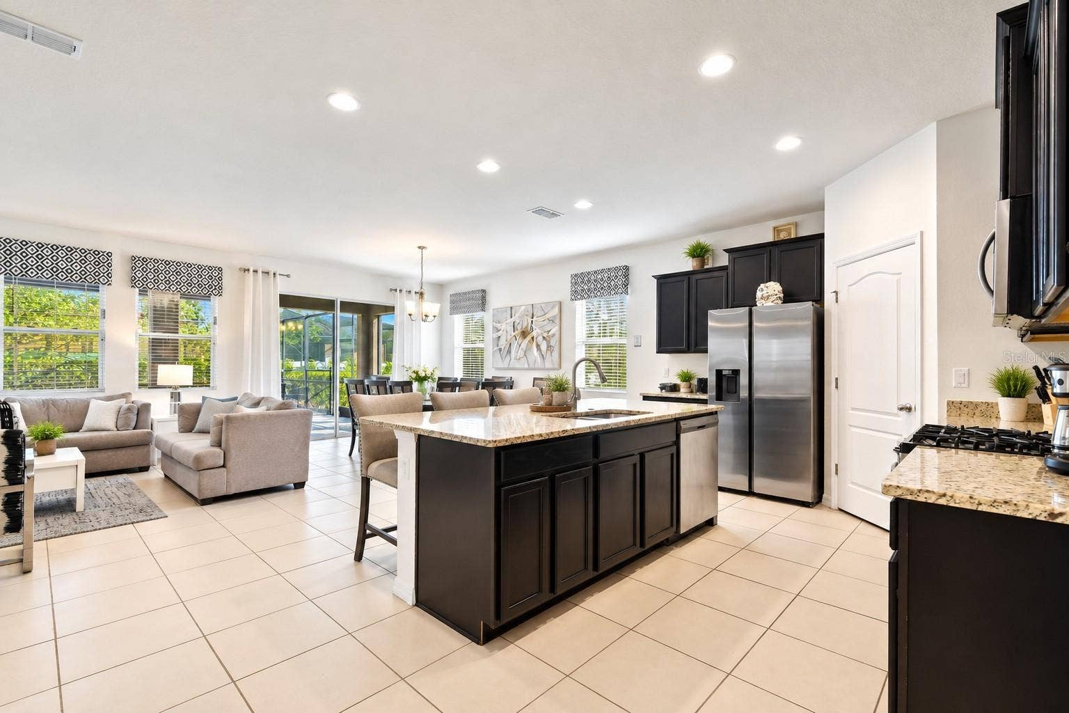 6049 BROAD OAK DRIVE, Davenport, FL 33837 6049 BROAD OAK DRIVE, Davenport, FL 33837