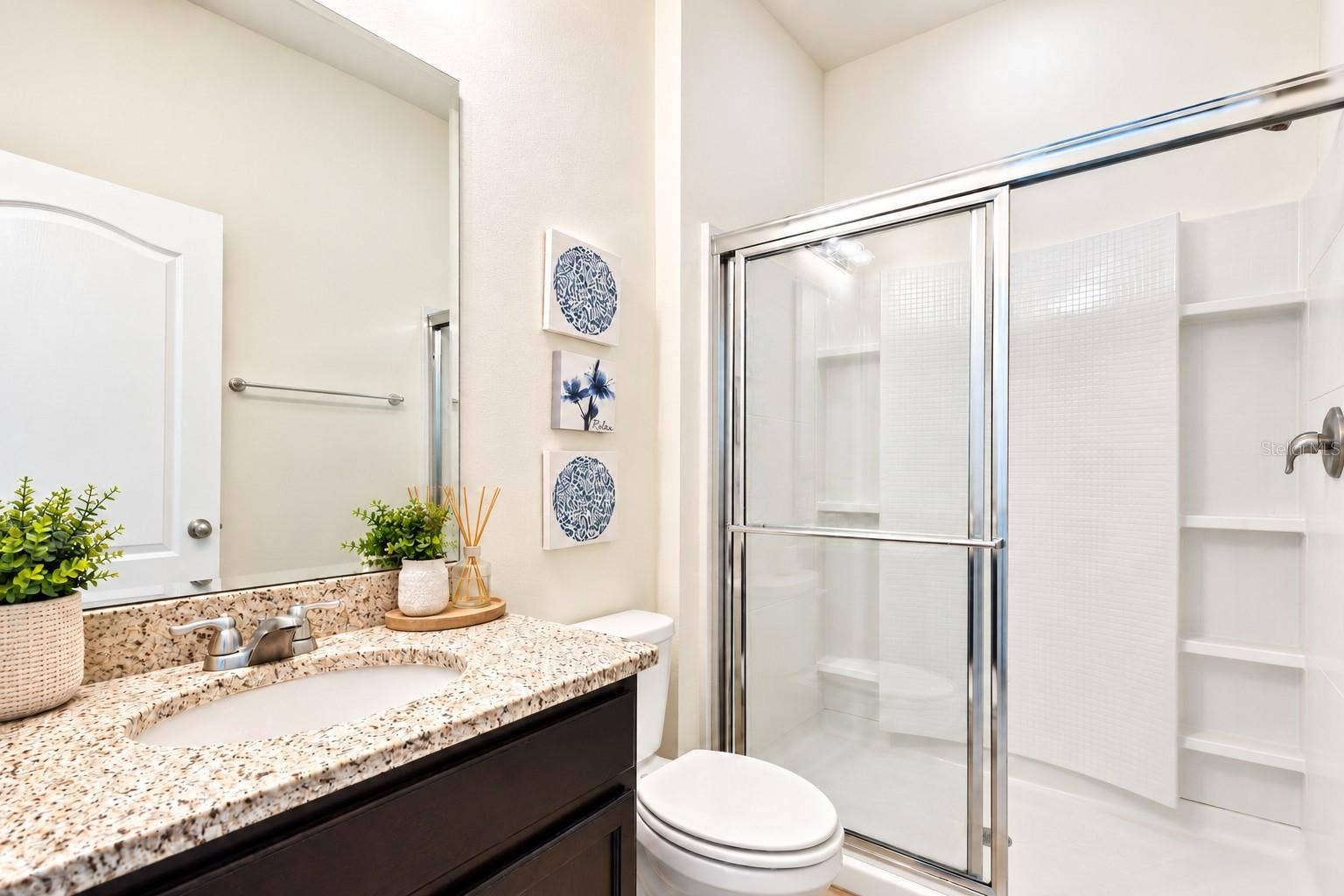 6049 BROAD OAK DRIVE, Davenport, FL 33837 6049 BROAD OAK DRIVE, Davenport, FL 33837