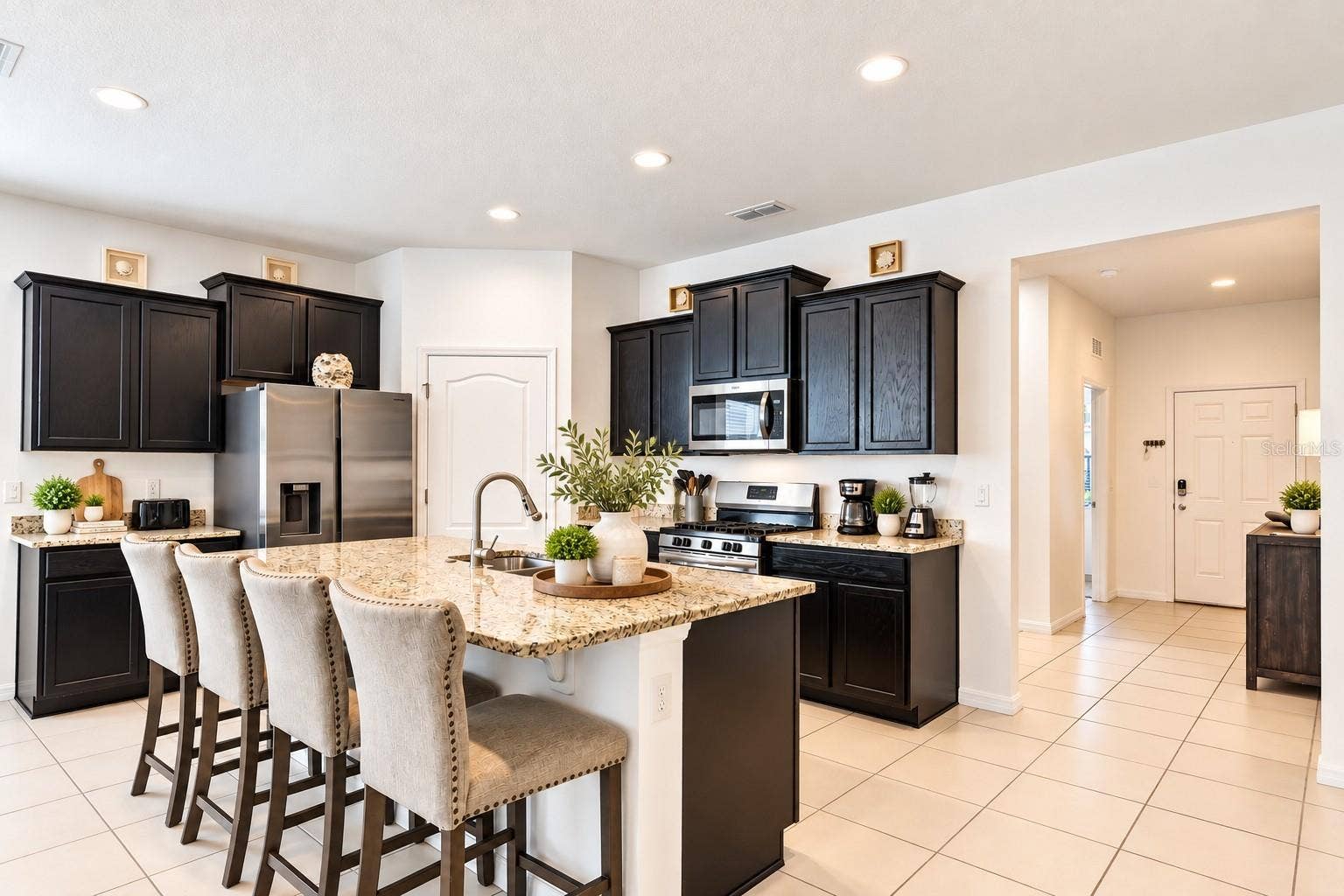 6049 BROAD OAK DRIVE, Davenport, FL 33837 6049 BROAD OAK DRIVE, Davenport, FL 33837
