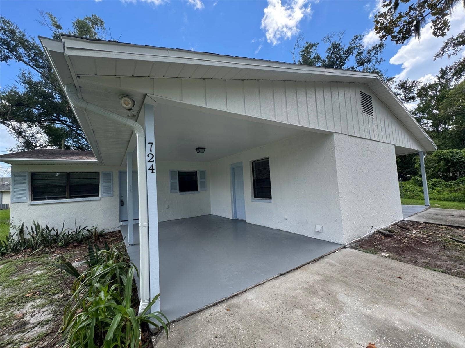 724 W ALAMO DRIVE, Lakeland, FL 33813