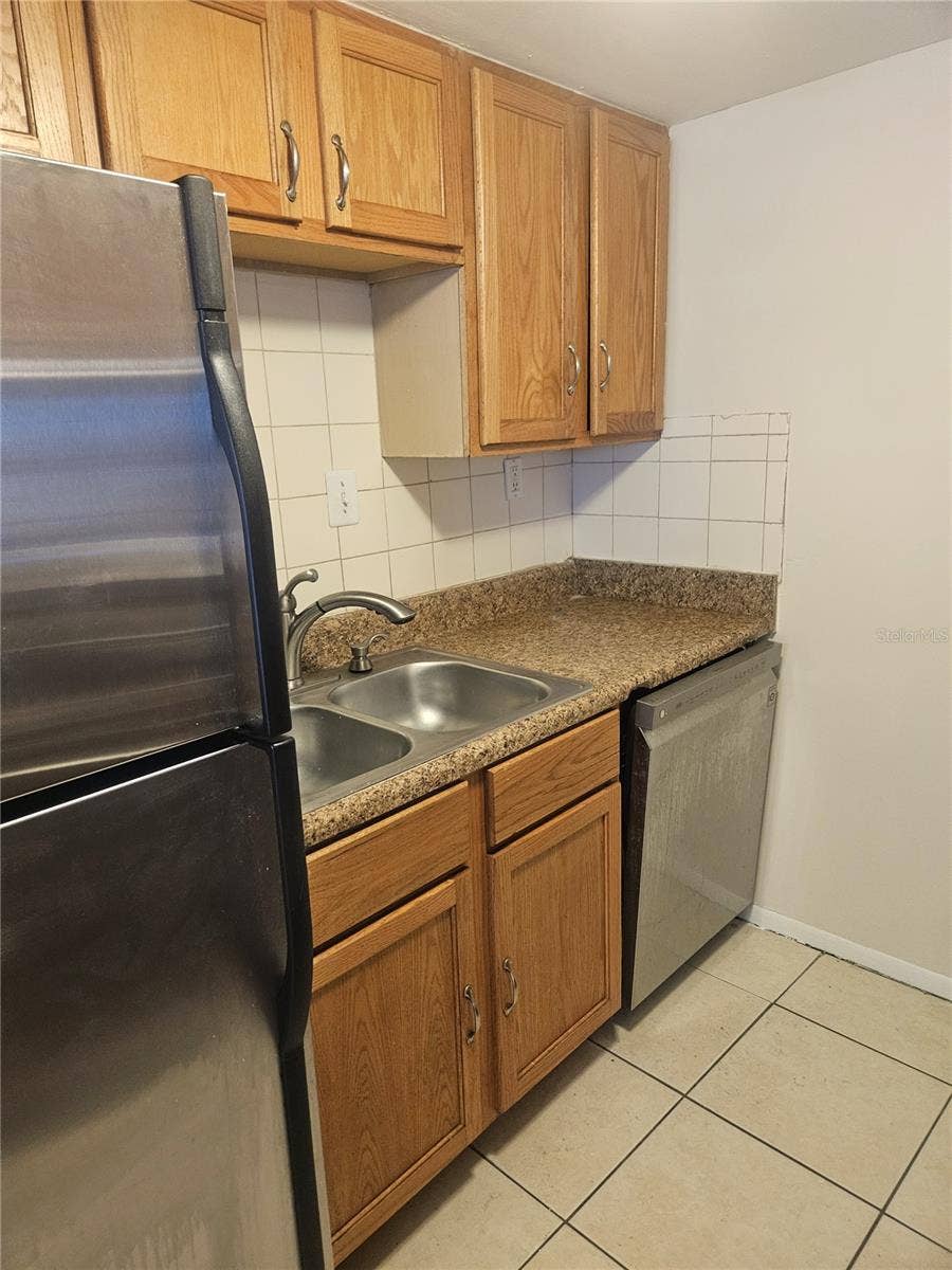 1440 HOLDEN AVENUE, #B9, Orlando, FL 32839