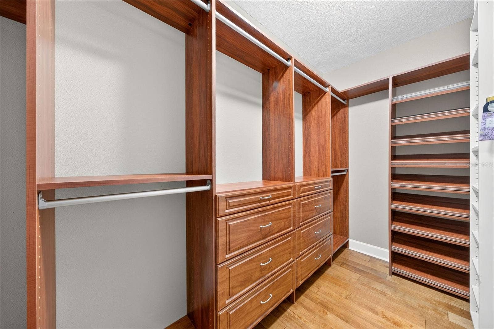 1231 WRIGHT CIRCLE, #108, Celebration, FL 34747 Primary Custom Closet