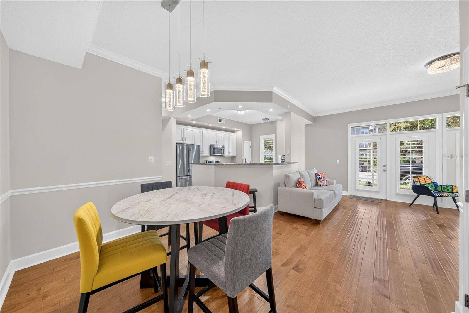 1231 WRIGHT CIRCLE, #108, Celebration, FL 34747 Dining to Living Room