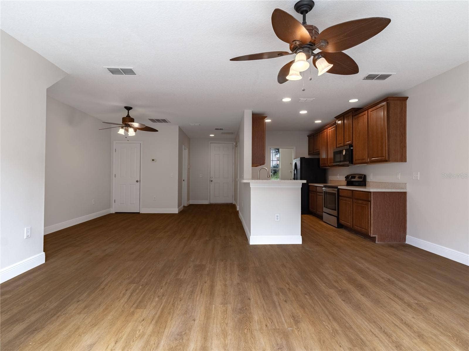 3175 VIA OTERO DRIVE, Kissimmee, FL 34744