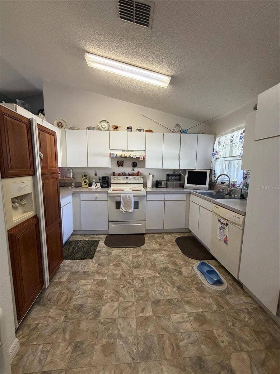 554 EAGLE COURT, Poinciana, FL 34759