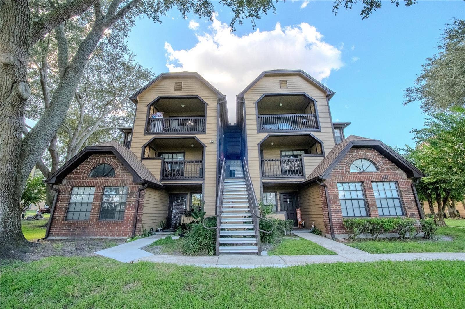 315 LAKEPOINTE DRIVE, #204, Altamonte Springs, FL 32701 315 LAKEPOINTE DRIVE, #204, Altamonte Springs, FL 32701