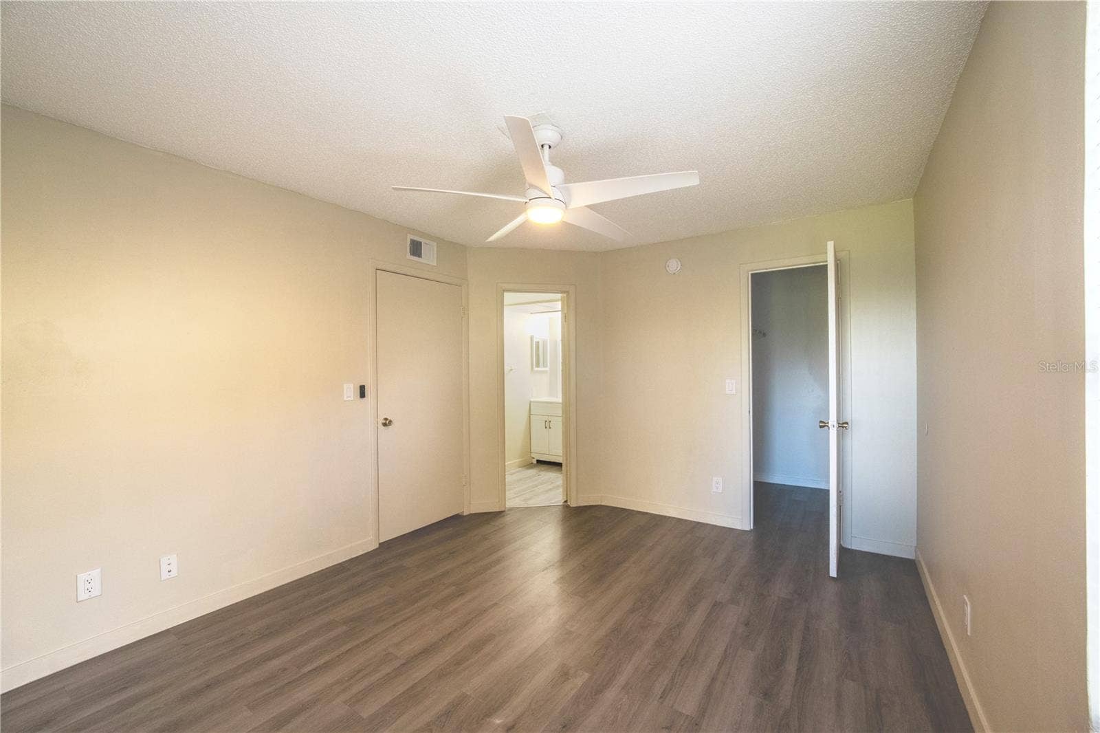 315 LAKEPOINTE DRIVE, #204, Altamonte Springs, FL 32701 315 LAKEPOINTE DRIVE, #204, Altamonte Springs, FL 32701