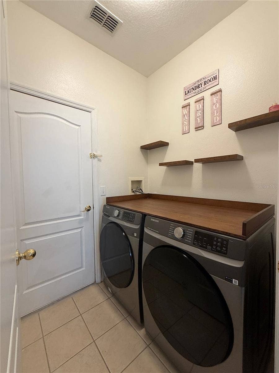 1435 ROYAL RIDGE DRIVE, Davenport, FL 33896 1435 ROYAL RIDGE DRIVE, Davenport, FL 33896