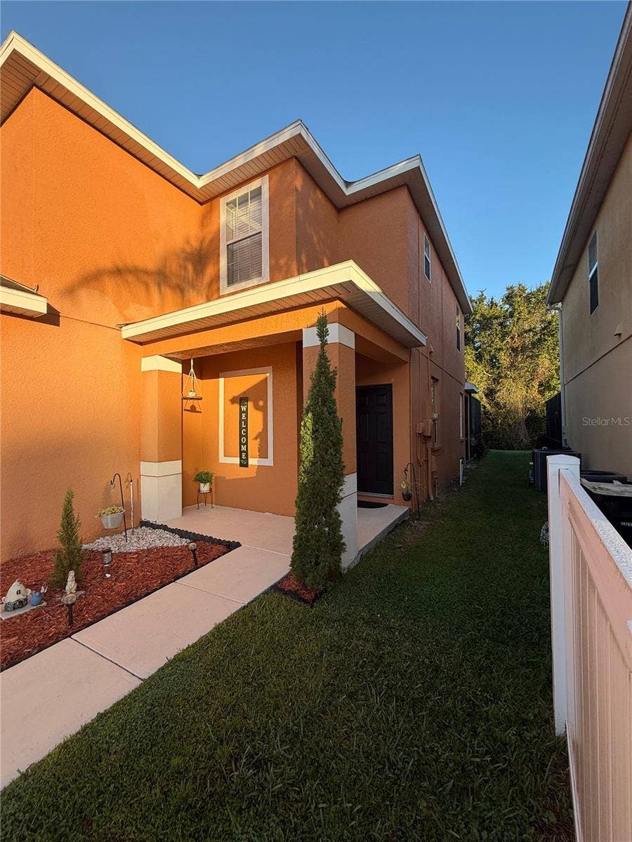 1435 ROYAL RIDGE DRIVE, Davenport, FL 33896 1435 ROYAL RIDGE DRIVE, Davenport, FL 33896