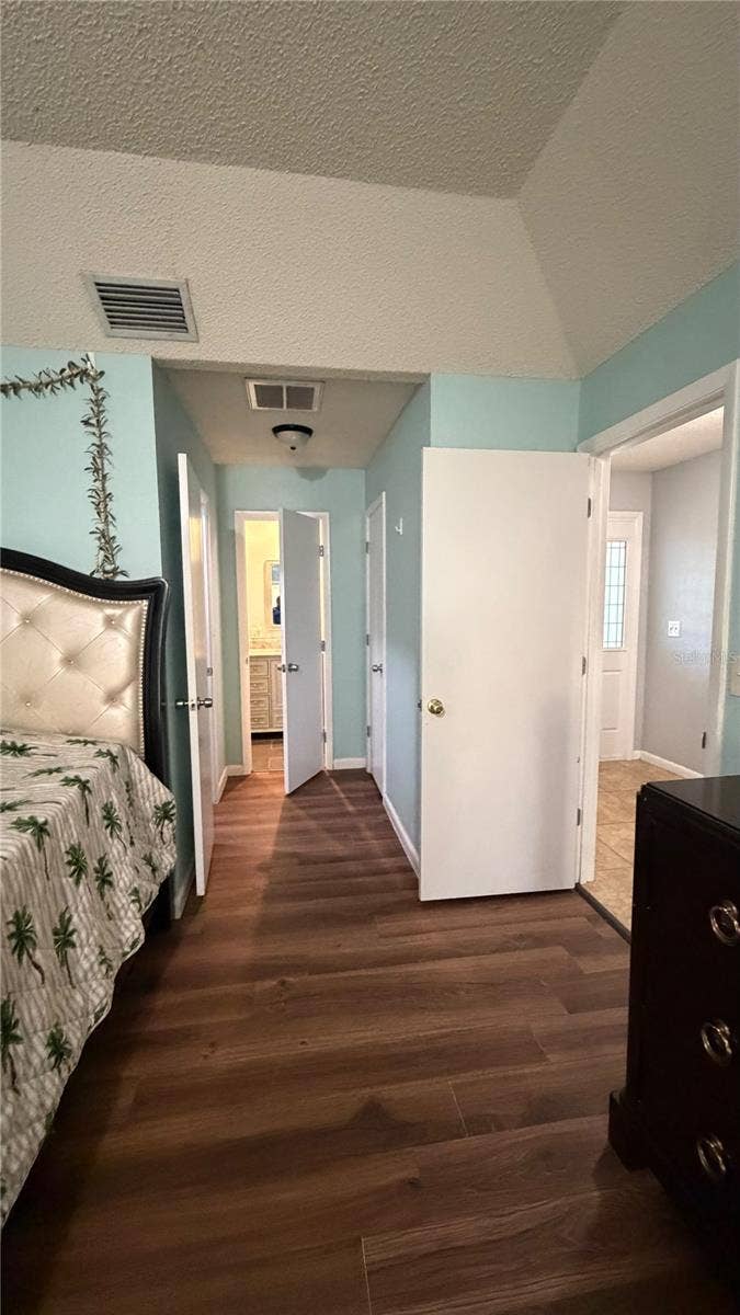 4404 S LAUREL POINTE DRIVE, Lakeland, FL 33813 4404 S LAUREL POINTE DRIVE, Lakeland, FL 33813