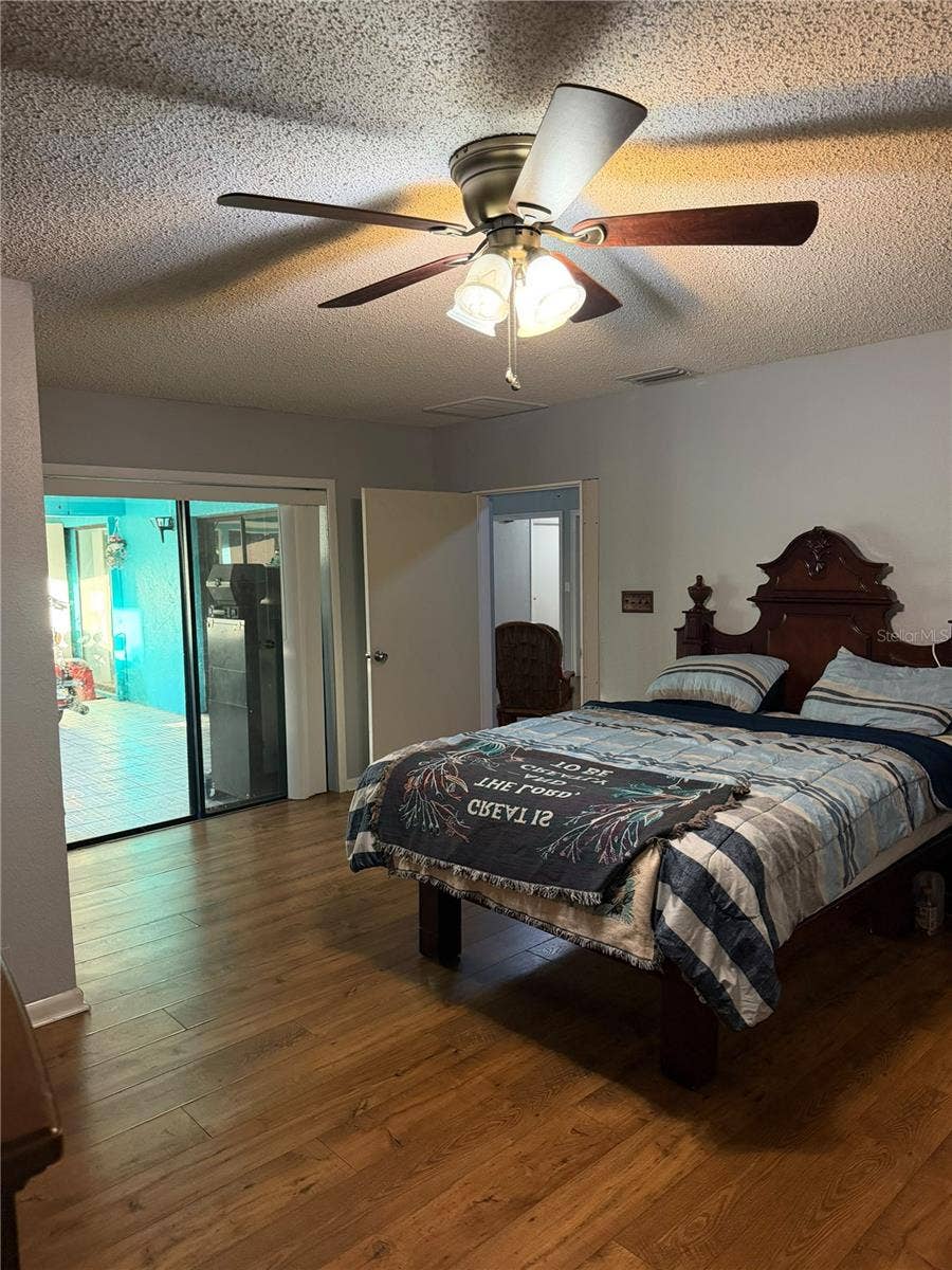 4404 S LAUREL POINTE DRIVE, Lakeland, FL 33813 4404 S LAUREL POINTE DRIVE, Lakeland, FL 33813