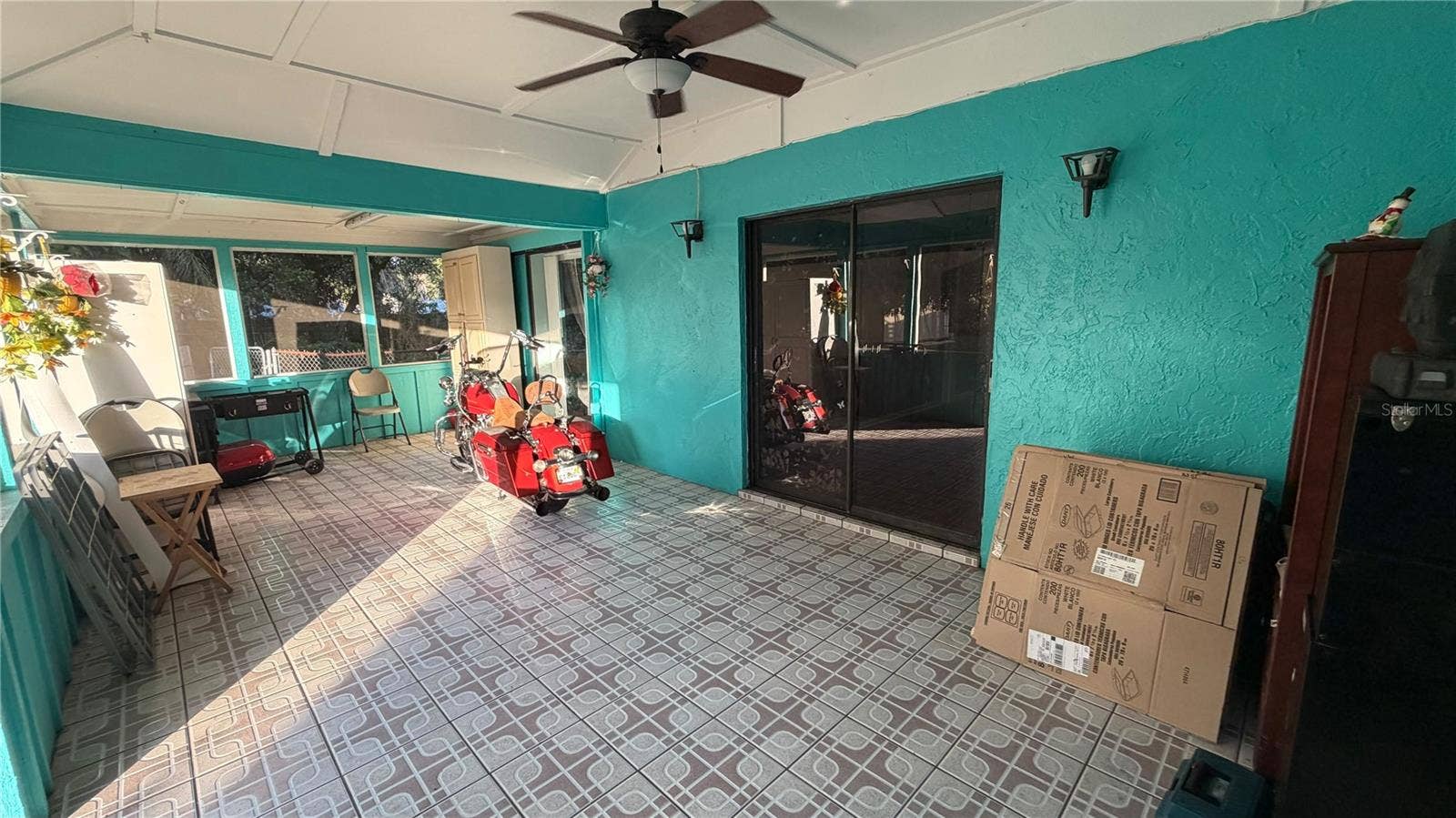 4404 S LAUREL POINTE DRIVE, Lakeland, FL 33813 4404 S LAUREL POINTE DRIVE, Lakeland, FL 33813