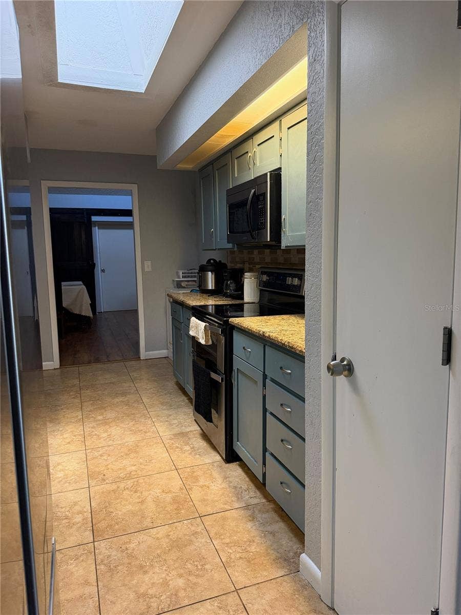 4404 S LAUREL POINTE DRIVE, Lakeland, FL 33813 4404 S LAUREL POINTE DRIVE, Lakeland, FL 33813