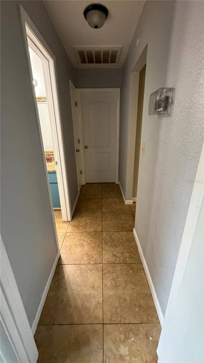 4404 S LAUREL POINTE DRIVE, Lakeland, FL 33813 4404 S LAUREL POINTE DRIVE, Lakeland, FL 33813