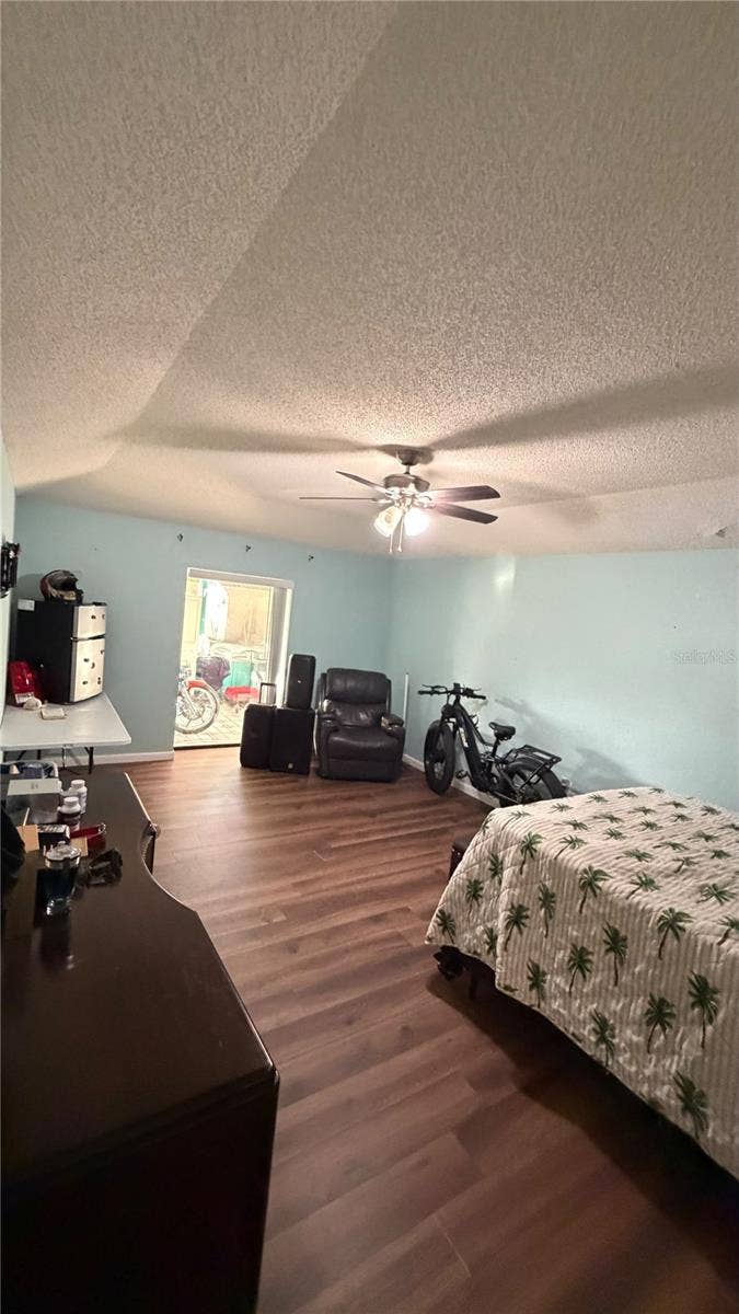 4404 S LAUREL POINTE DRIVE, Lakeland, FL 33813 4404 S LAUREL POINTE DRIVE, Lakeland, FL 33813