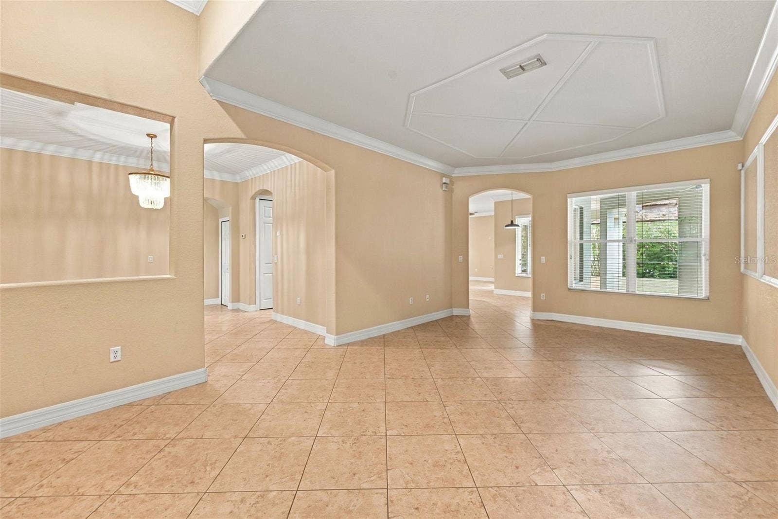 2139 TILLMAN AVENUE, Winter Garden, FL 34787 Living Room