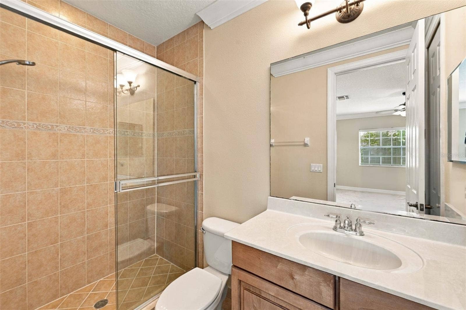 2139 TILLMAN AVENUE, Winter Garden, FL 34787 Upstairs Bonus Room Bathroom