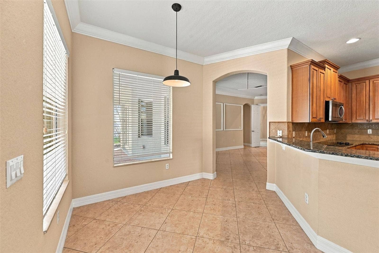 2139 TILLMAN AVENUE, Winter Garden, FL 34787 Breakfast Nook