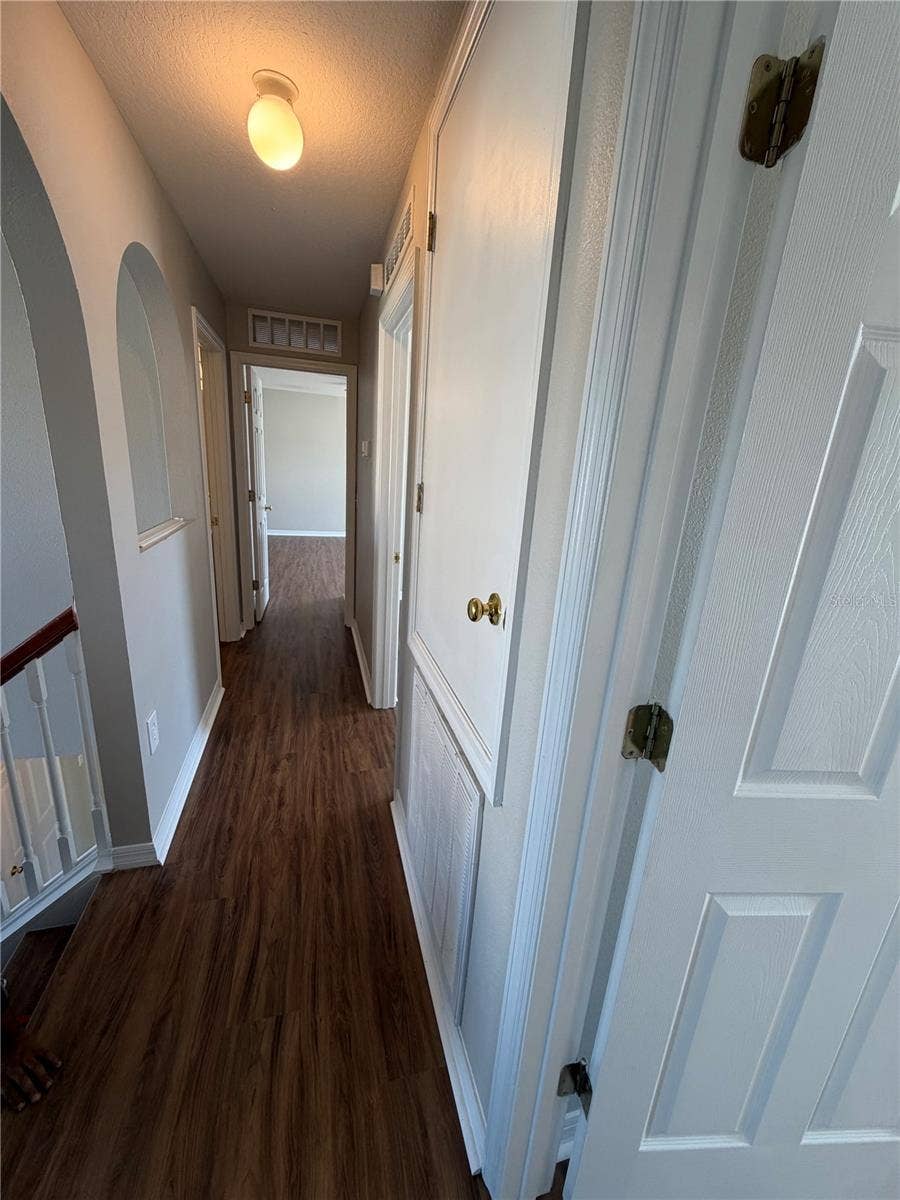 465 FISH HAWK DRIVE, Winter Haven, FL 33884 Upstairs Hallway