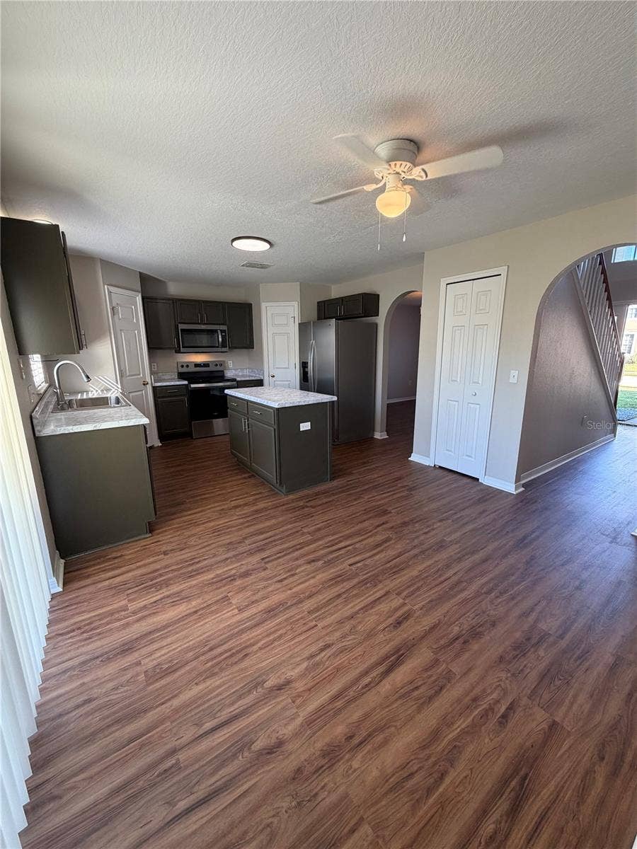 465 FISH HAWK DRIVE, Winter Haven, FL 33884 465 FISH HAWK DRIVE, Winter Haven, FL 33884